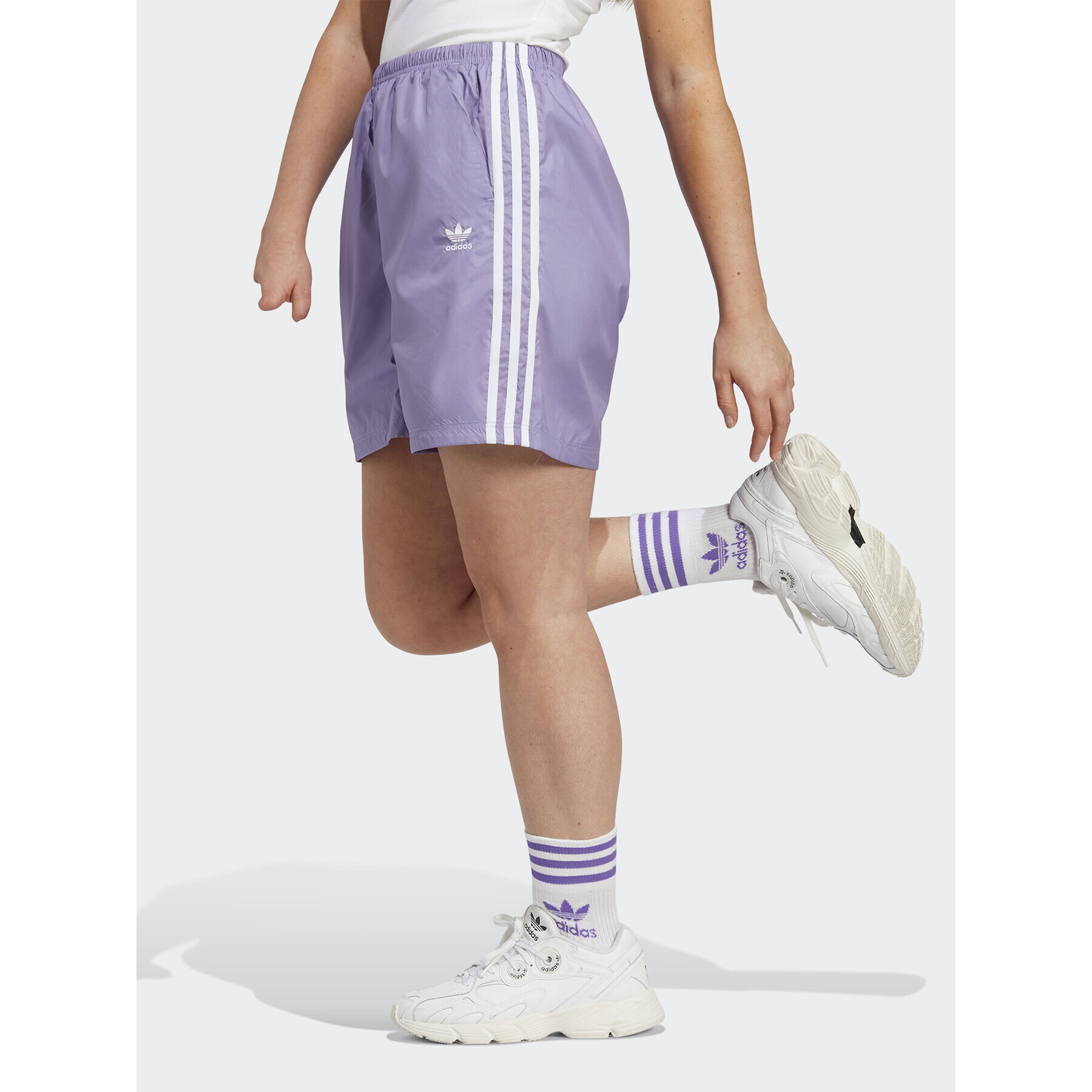 adidas Športové kraťasy Adicolor Classics Ripstop Shorts IB7300 Fialová Regular Fit - Pepit.sk