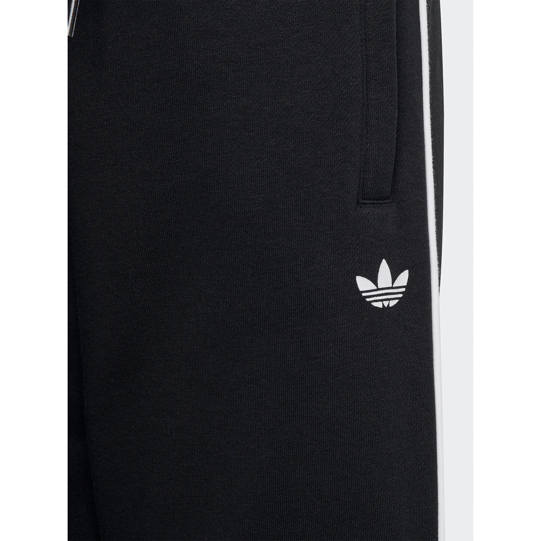 adidas Športové kraťasy Adicolor Shorts IC6246 Čierna Regular Fit - Pepit.sk