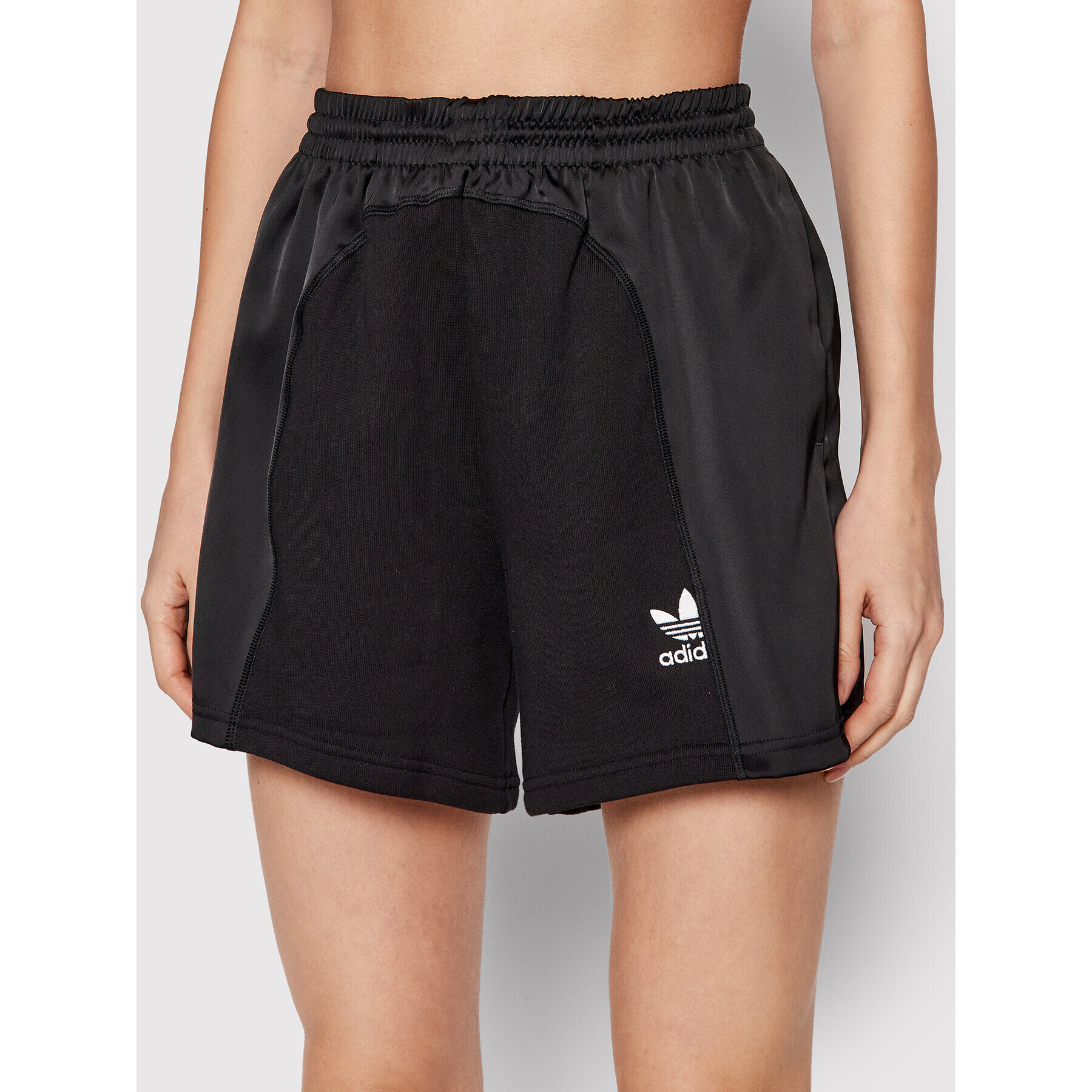 adidas Športové kraťasy adicolor Split Trefoil HC7036 Čierna Relaxed Fit - Pepit.sk