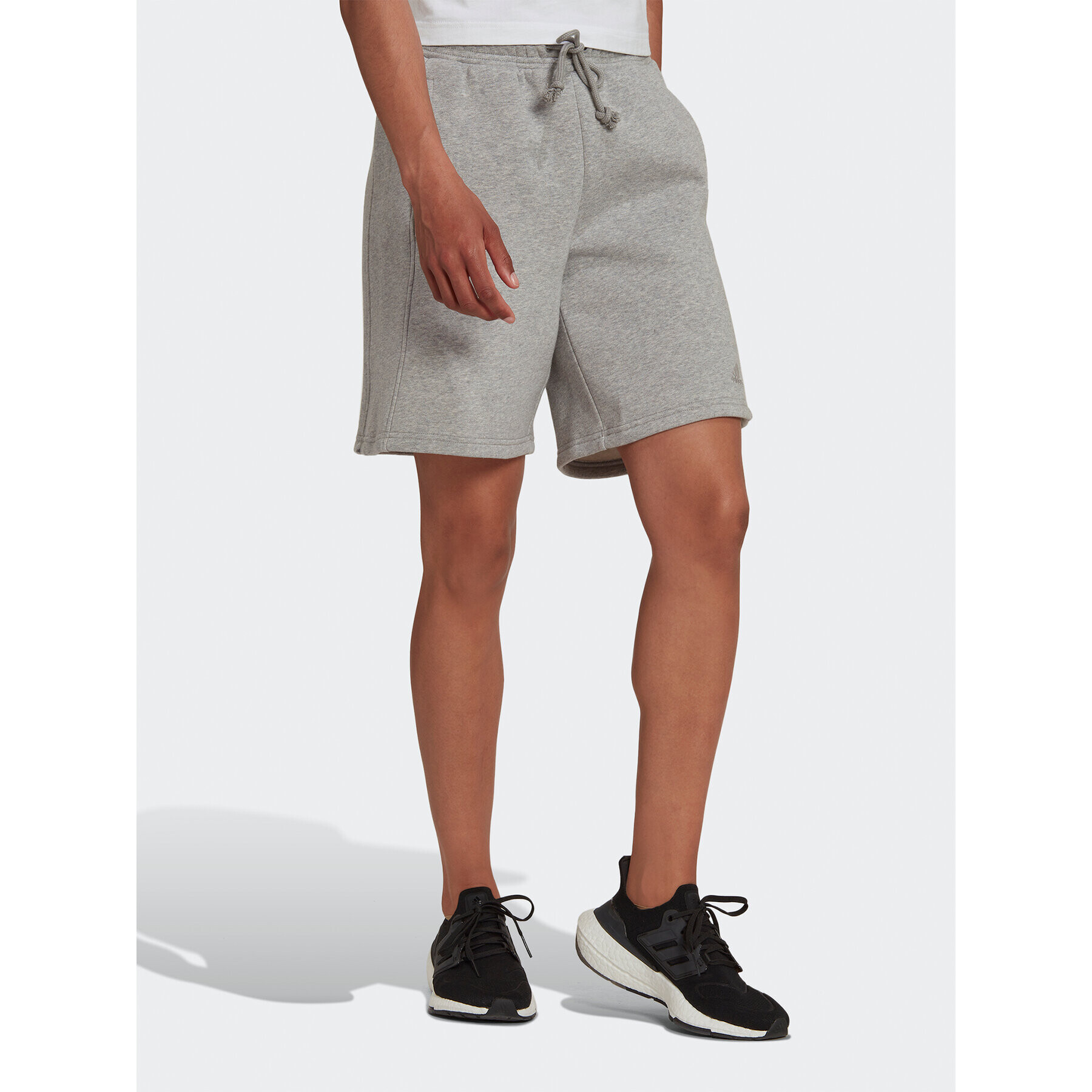 adidas Športové kraťasy ALL SZN Fleece Shorts HC8843 Sivá Regular Fit - Pepit.sk