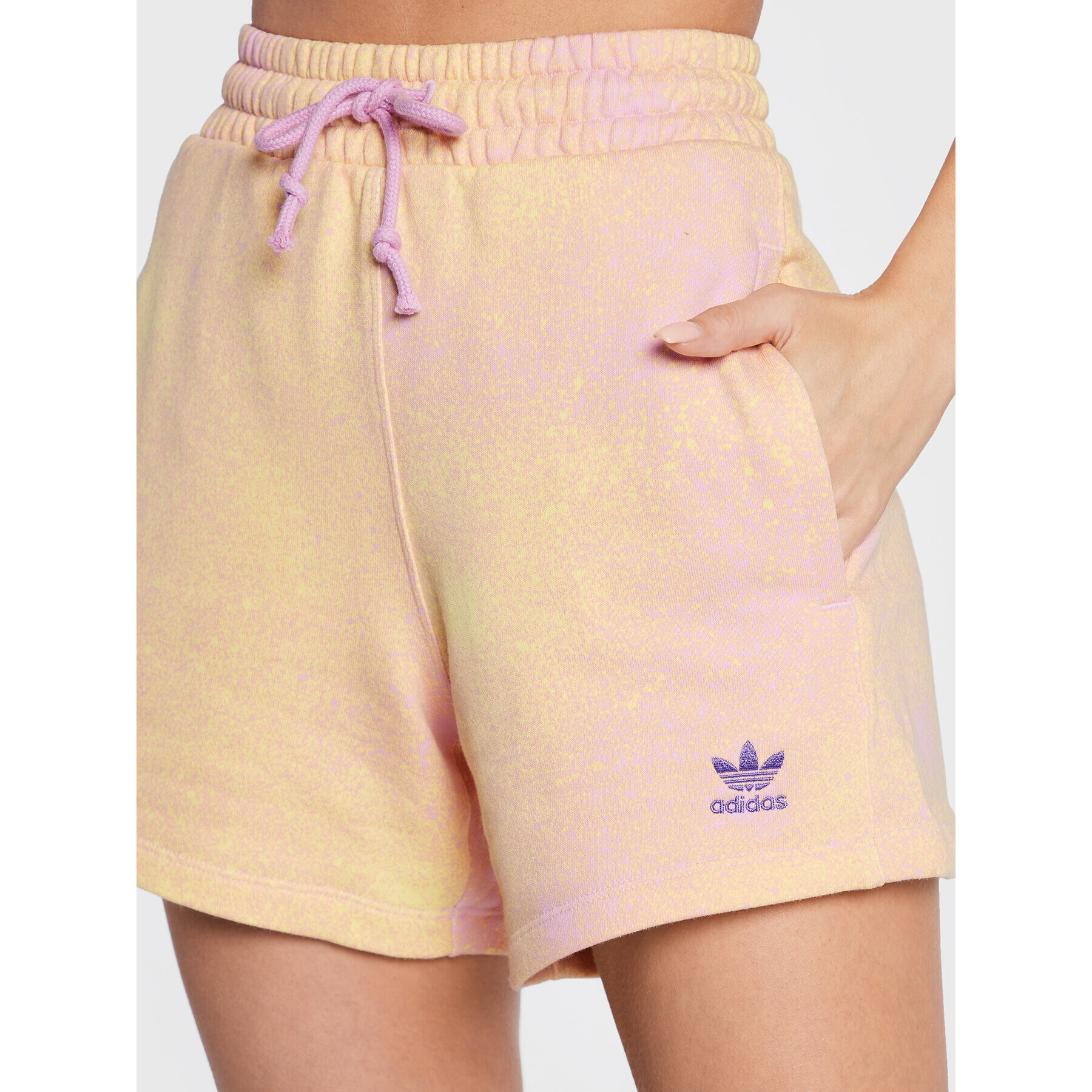 adidas Športové kraťasy Allover Print HL6609 Žltá Loose Fit - Pepit.sk