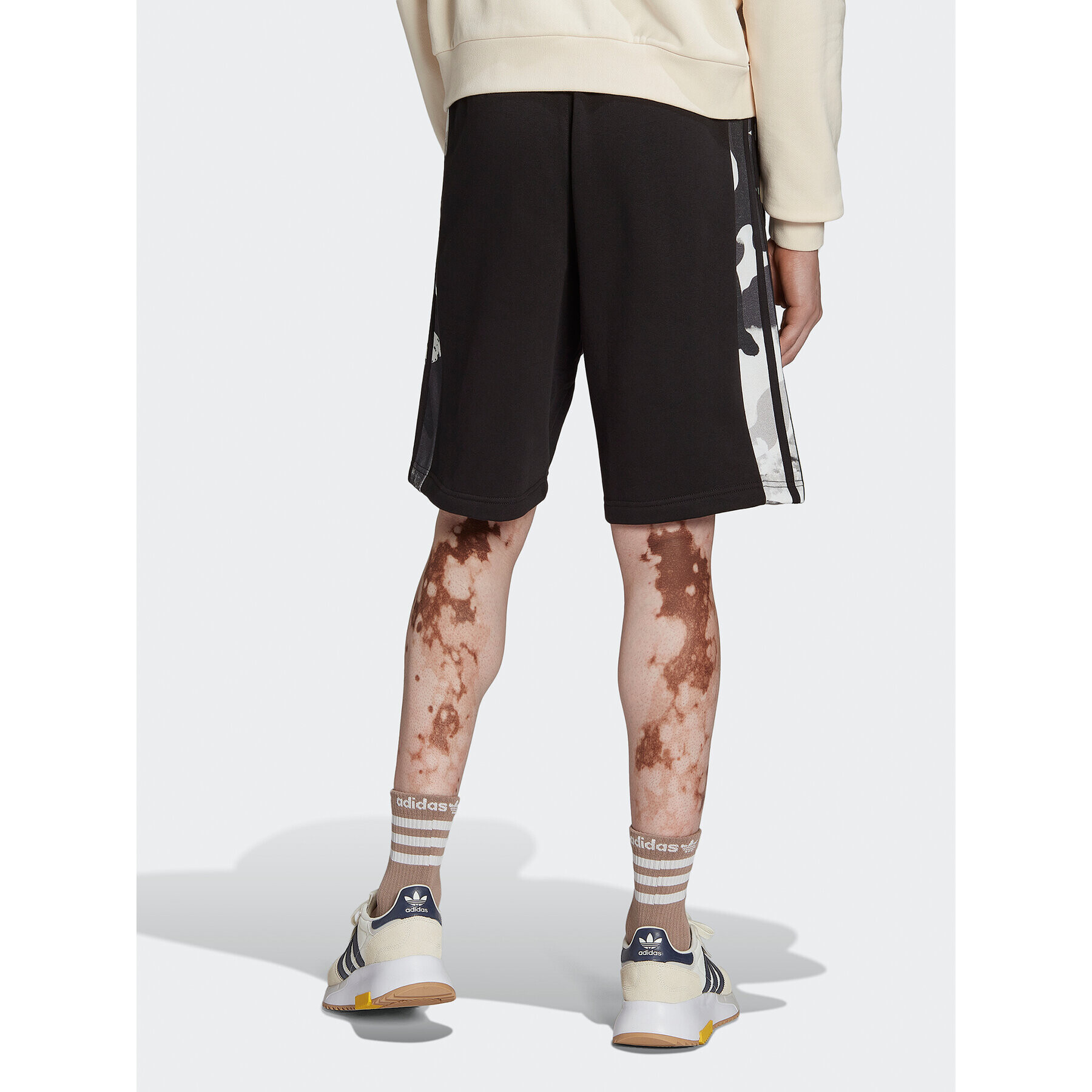 adidas Športové kraťasy Camo Series Shorts HK2812 Čierna Regular Fit - Pepit.sk