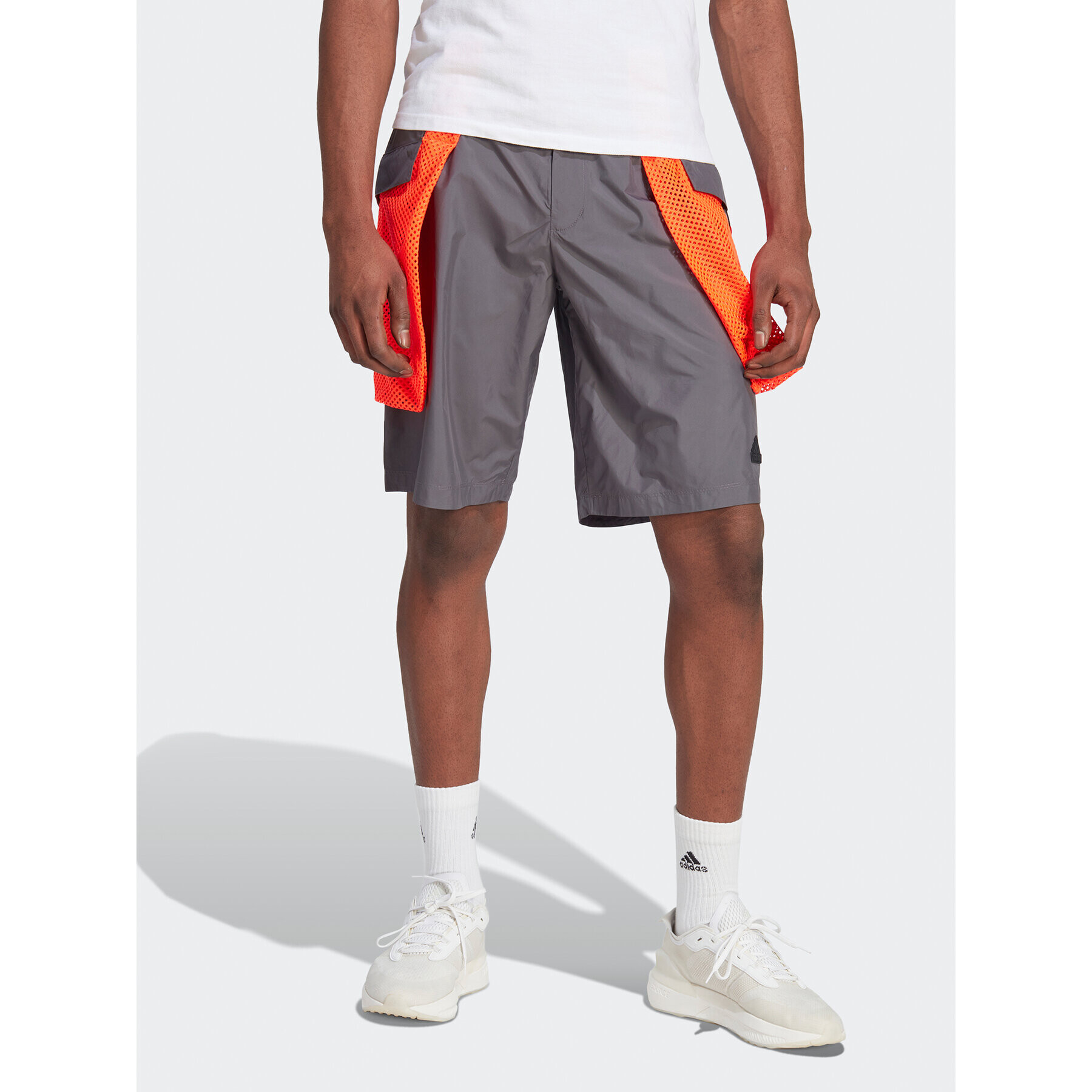 adidas Športové kraťasy City Escape Premium Shorts IC3730 Sivá Loose Fit - Pepit.sk