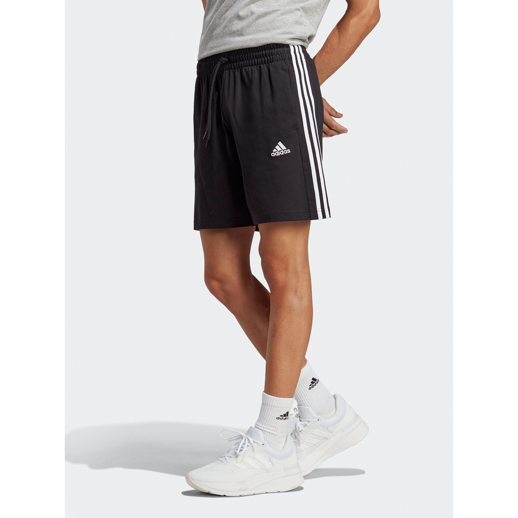 adidas Športové kraťasy Essentials 3-Stripes Shorts IC9378 Čierna Regular Fit - Pepit.sk