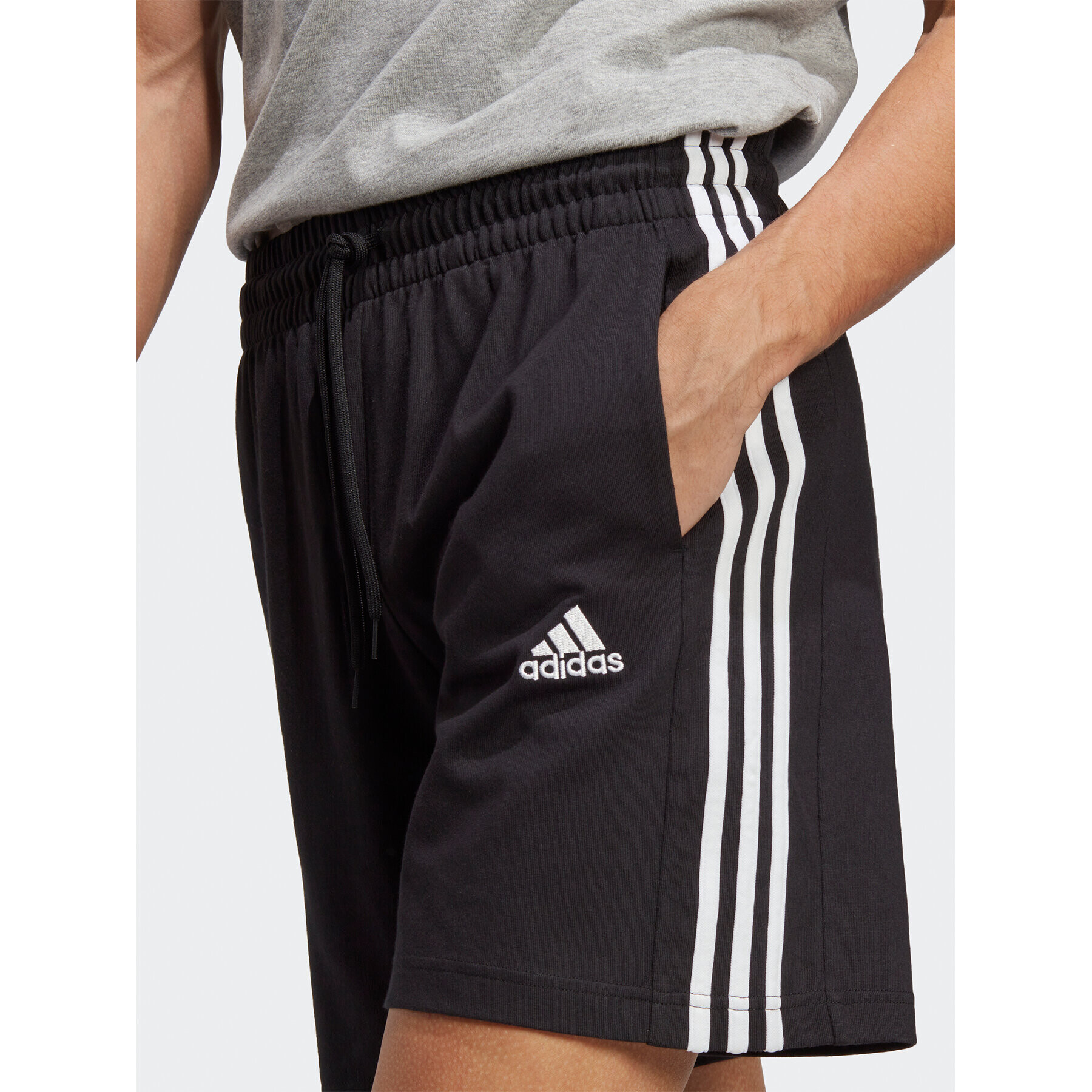 adidas Športové kraťasy Essentials 3-Stripes Shorts IC9378 Čierna Regular Fit - Pepit.sk