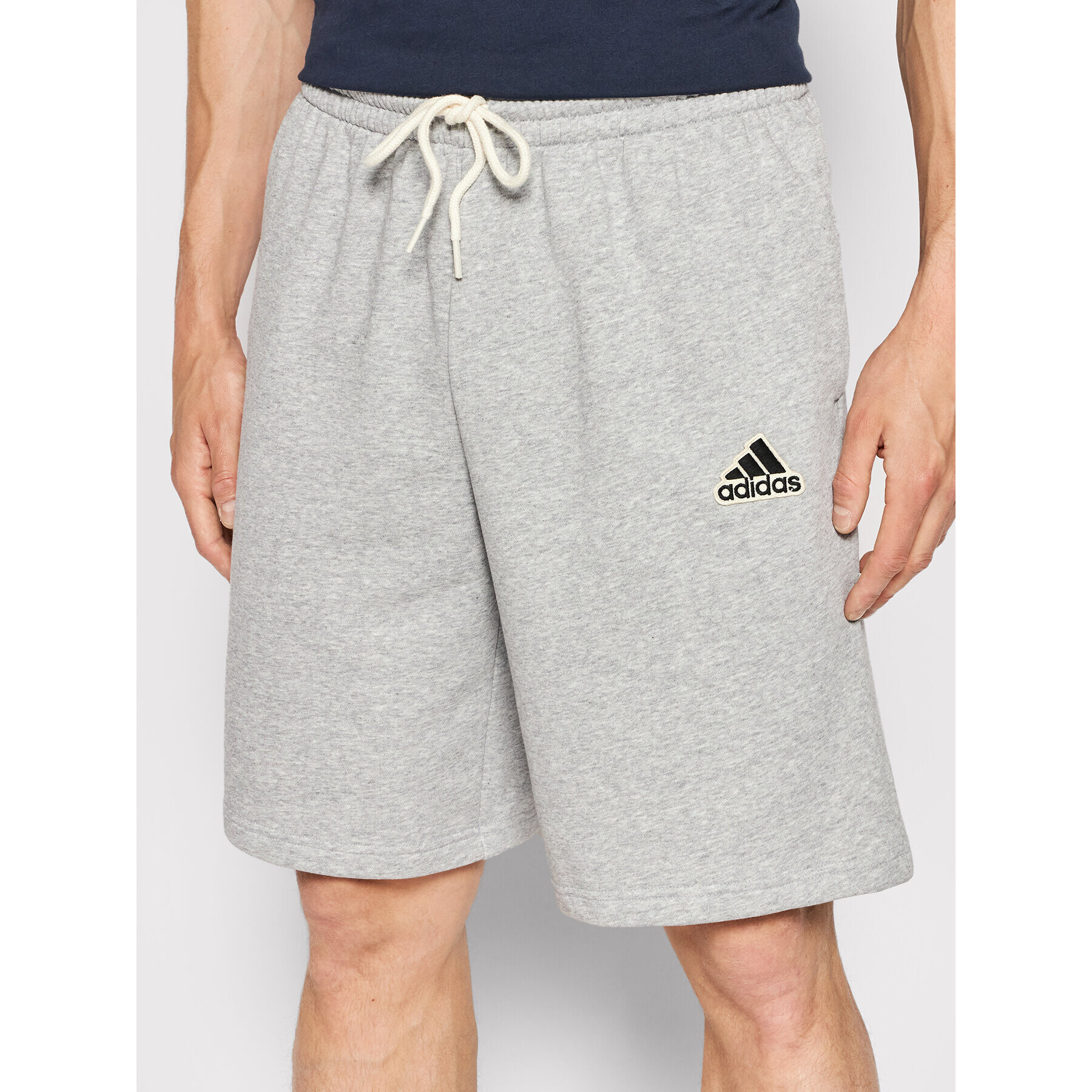 adidas Športové kraťasy Essentials Feelcomfy HE1814 Sivá Regular Fit - Pepit.sk