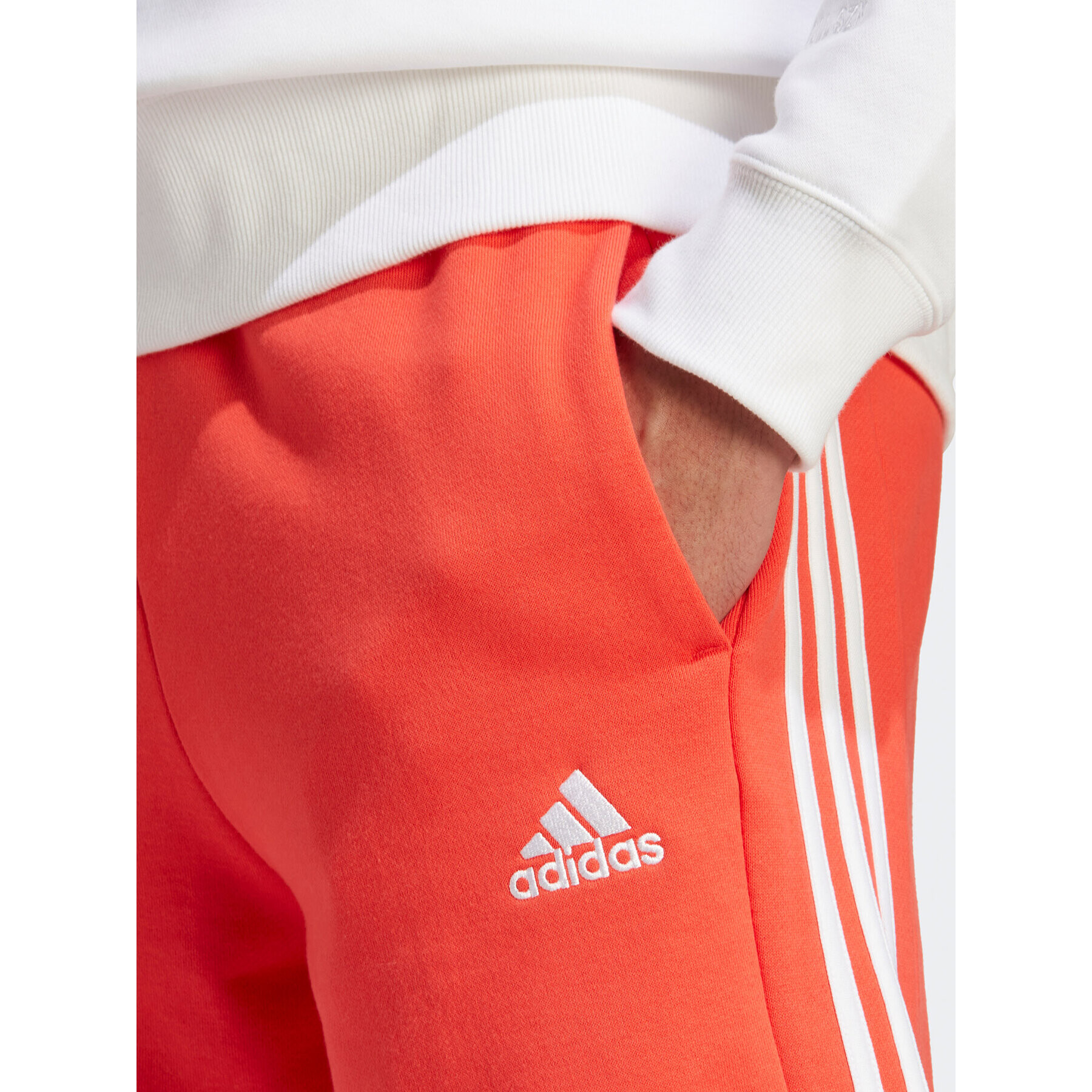 adidas Športové kraťasy Essentials French Terry 3-Stripes Shorts IC9438 Červená Regular Fit - Pepit.sk