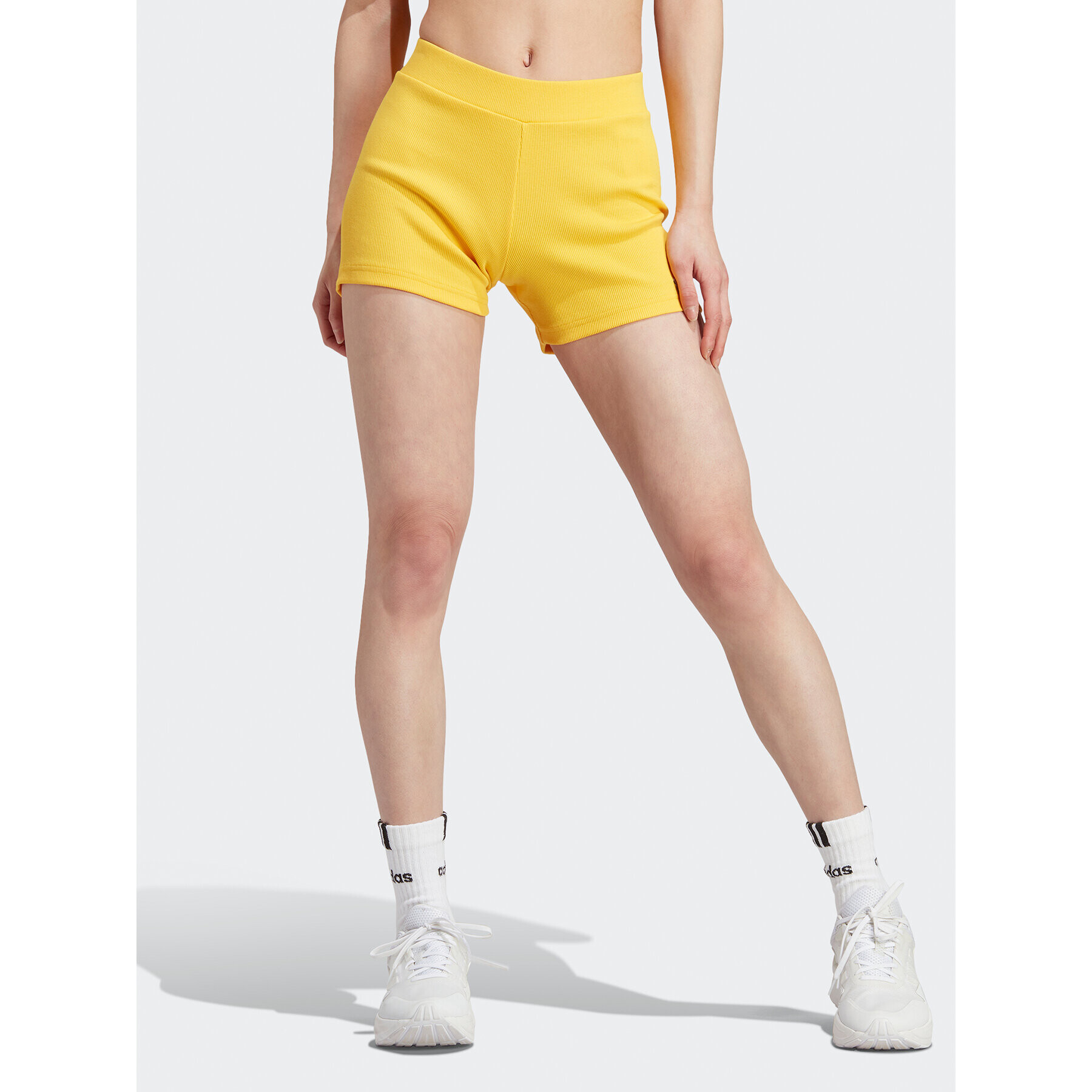 adidas Športové kraťasy Lounge Rib Booty Shorts IC9453 Žltá Fitted Fit - Pepit.sk