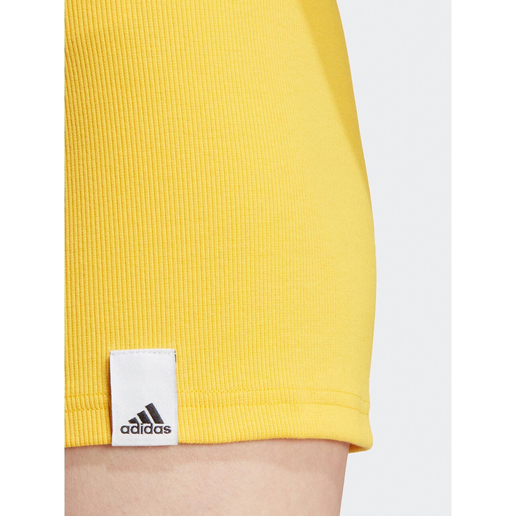 adidas Športové kraťasy Lounge Rib Booty Shorts IC9453 Žltá Fitted Fit - Pepit.sk