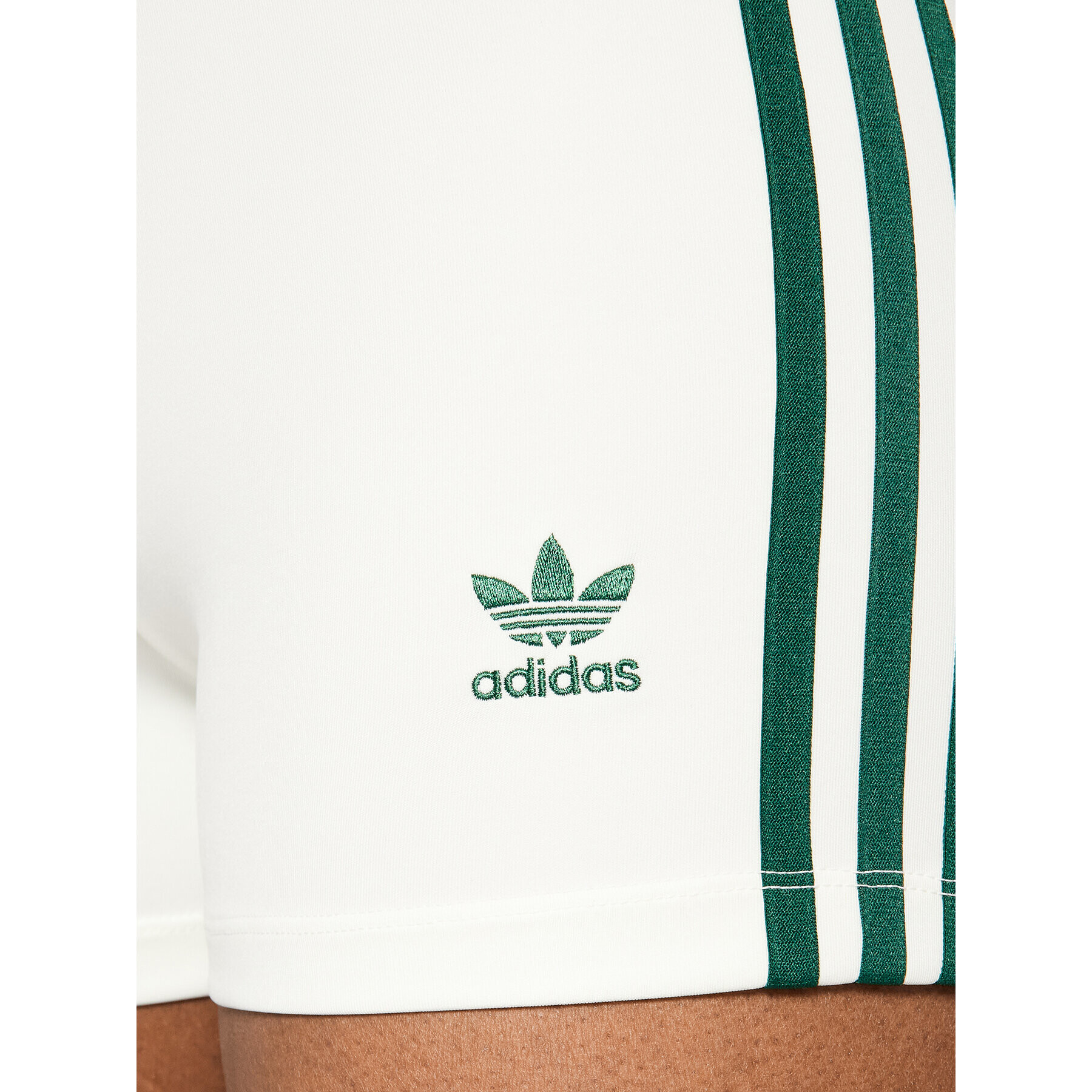 adidas Športové kraťasy Tennis Luxe Booty H56461 Biela Slim Fit - Pepit.sk