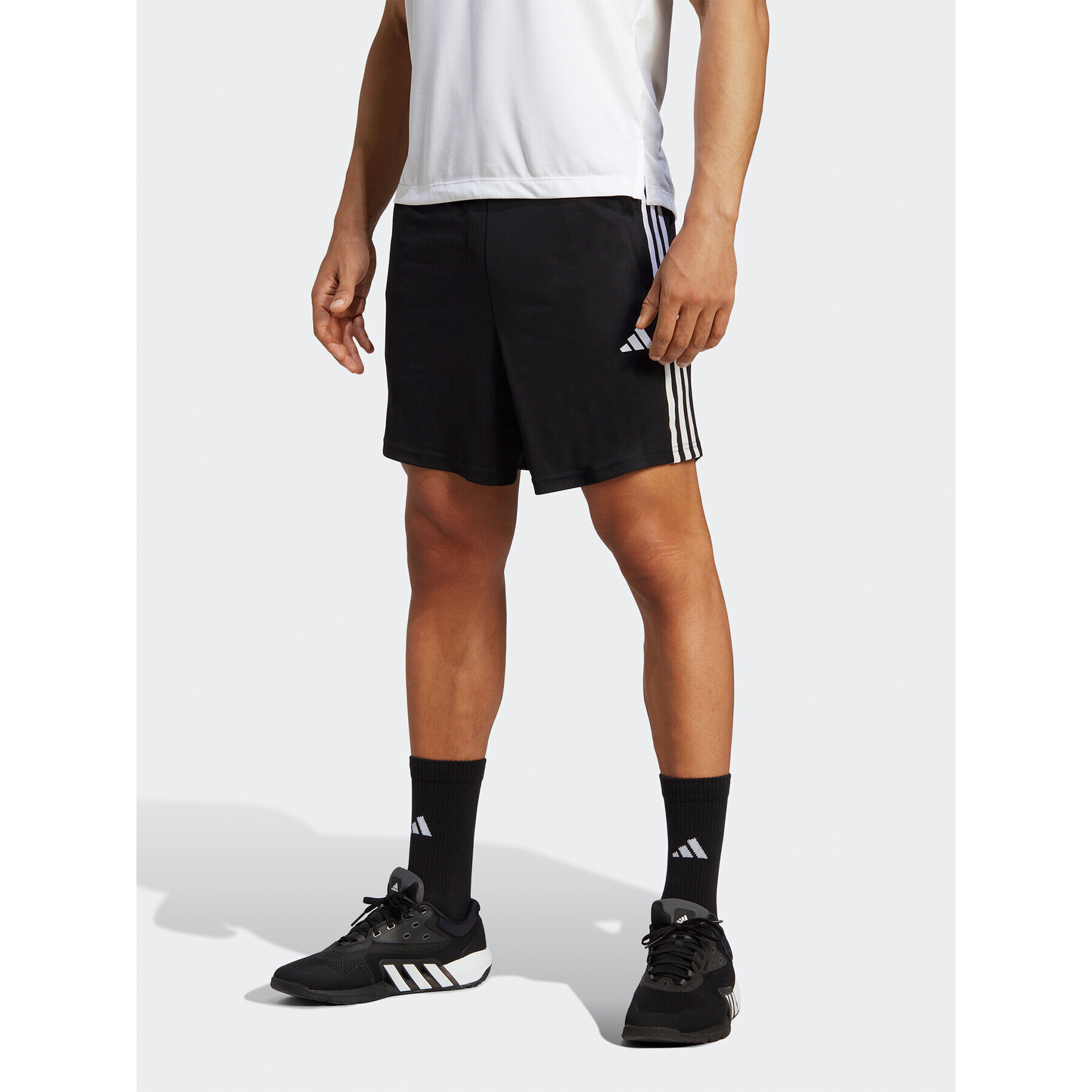 adidas Športové kraťasy Train Essentials Piqué 3-Stripes Training Shorts IB8111 Čierna Regular Fit - Pepit.sk