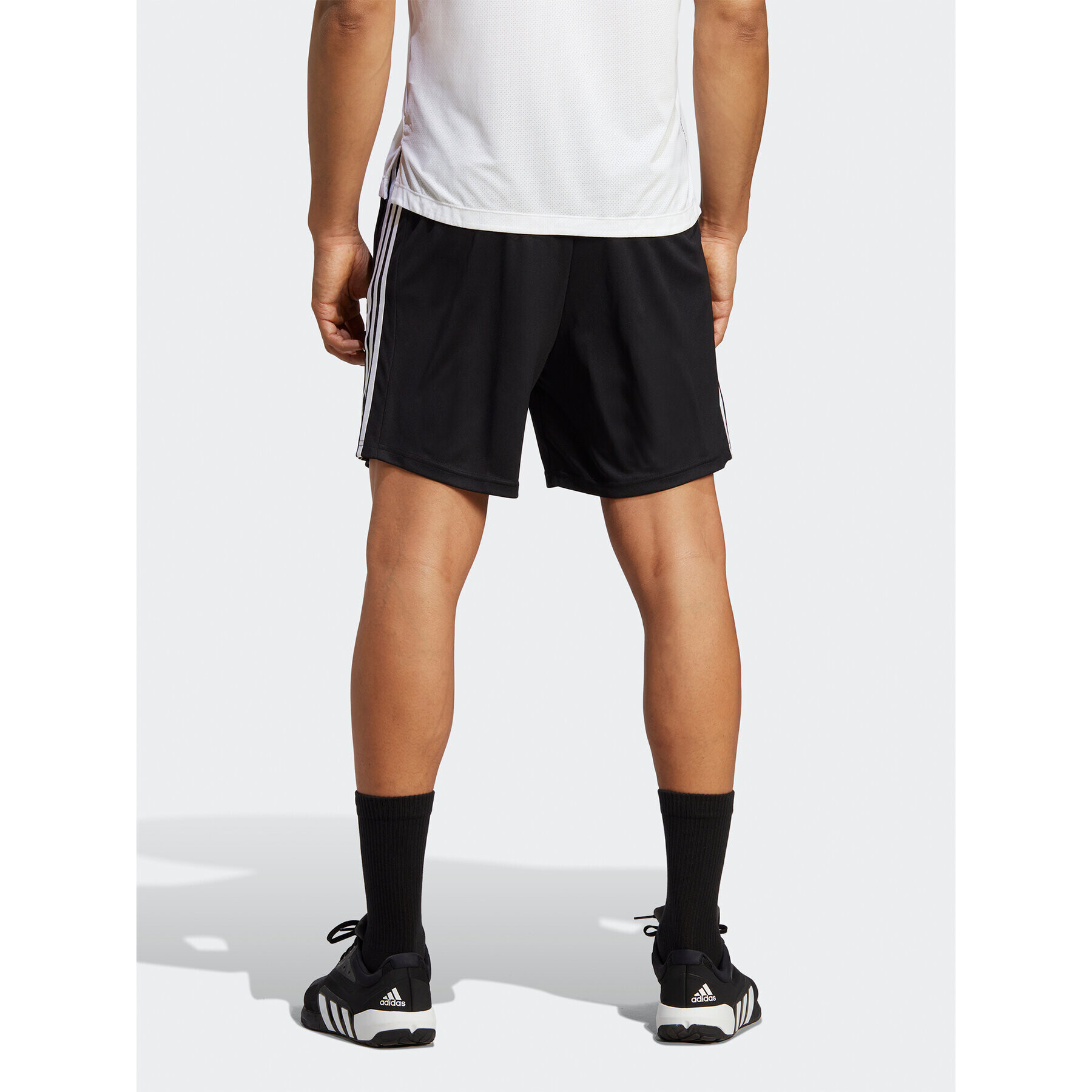 adidas Športové kraťasy Train Essentials Piqué 3-Stripes Training Shorts IB8111 Čierna Regular Fit - Pepit.sk