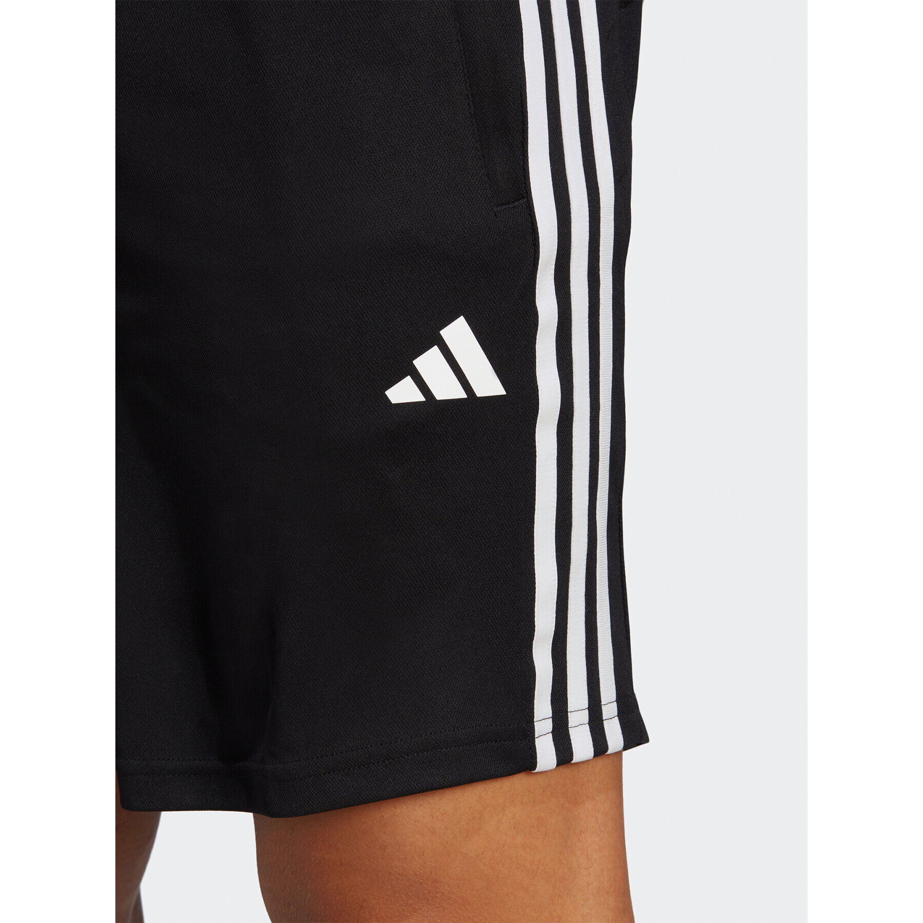 adidas Športové kraťasy Train Essentials Piqué 3-Stripes Training Shorts IB8111 Čierna Regular Fit - Pepit.sk