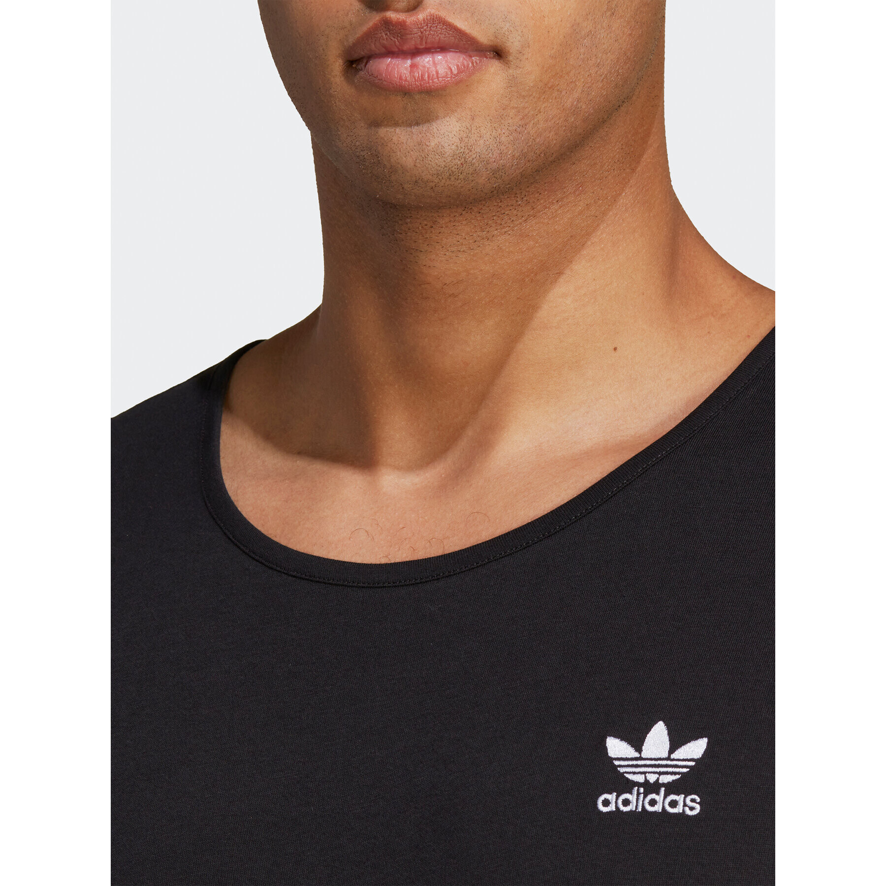 adidas Tank top Essentials IA4801 Čierna Regular Fit - Pepit.sk