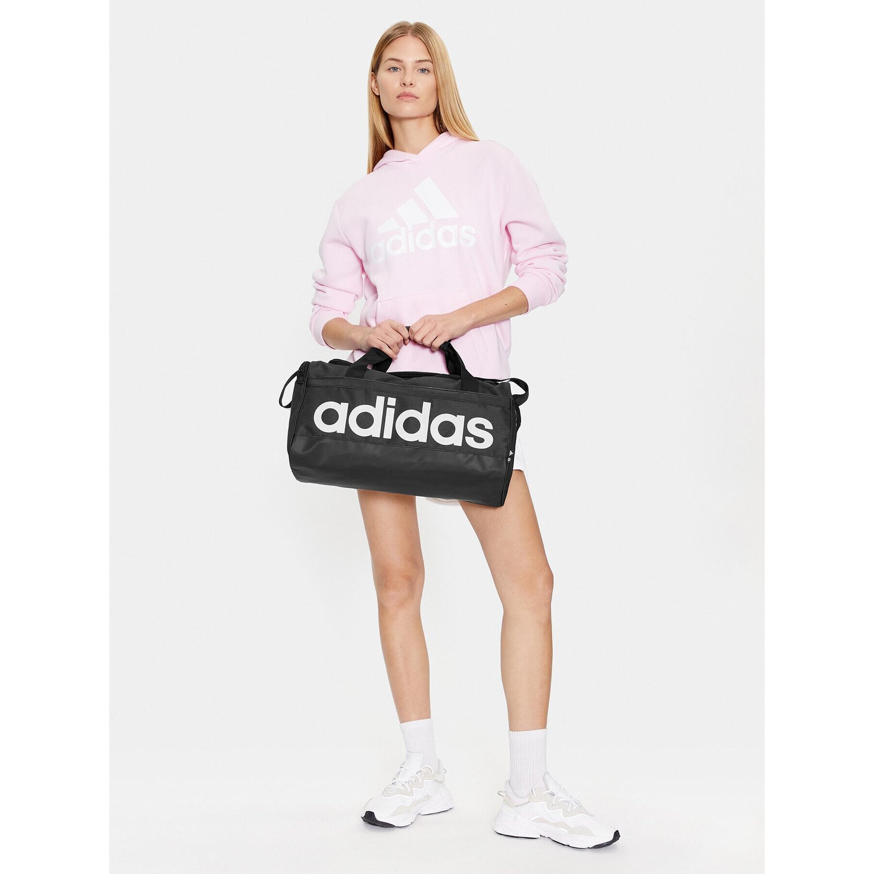 adidas Taška Linear Duffel S HT4742 Čierna - Pepit.sk