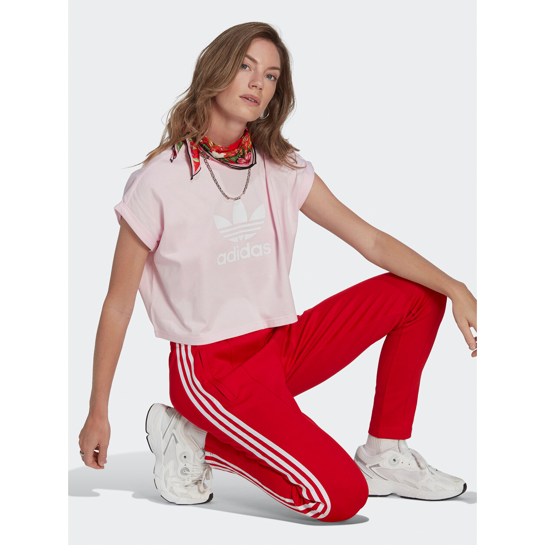 adidas Teplákové nohavice Adicolor SST Tracksuit Bottoms IB5917 Červená Slim Fit - Pepit.sk