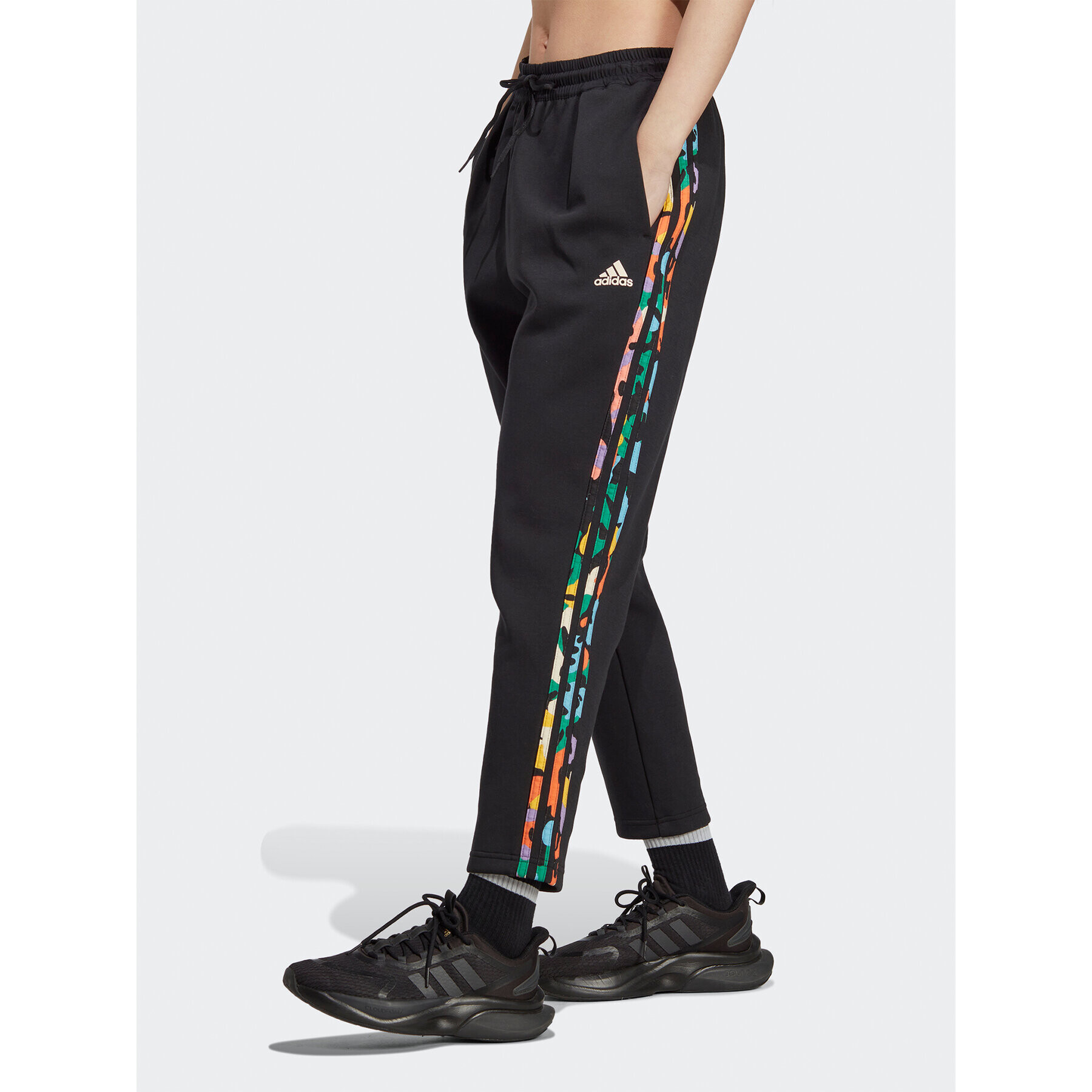 adidas Teplákové nohavice Graphic Tracksuit Bottoms HT4708 Čierna Regular Fit - Pepit.sk