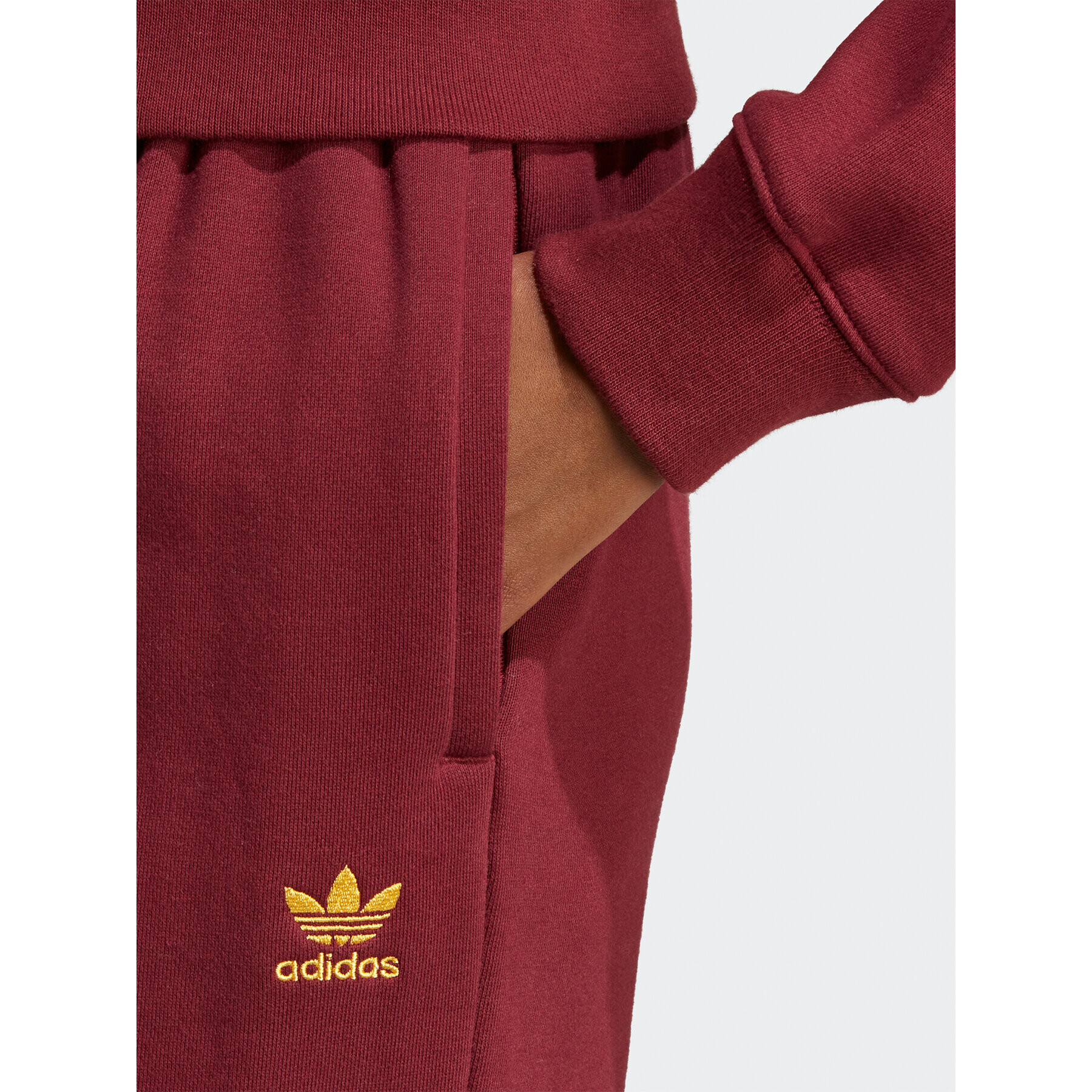 adidas Teplákové nohavice Joggers IC6035 Červená Slim Fit - Pepit.sk