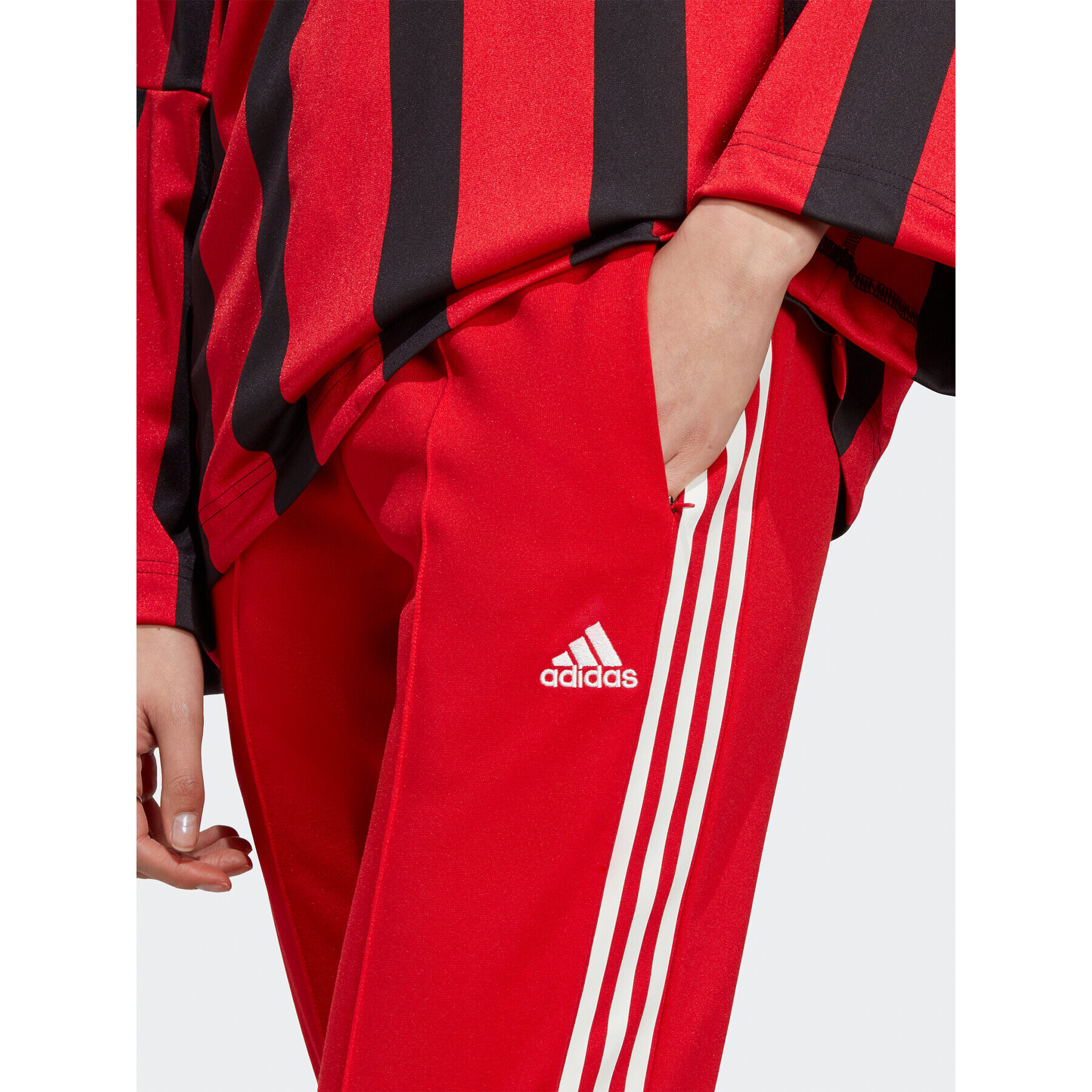 adidas Teplákové nohavice Tiro Suit Up Lifestyle Track Pant IC6679 Červená Regular Fit - Pepit.sk