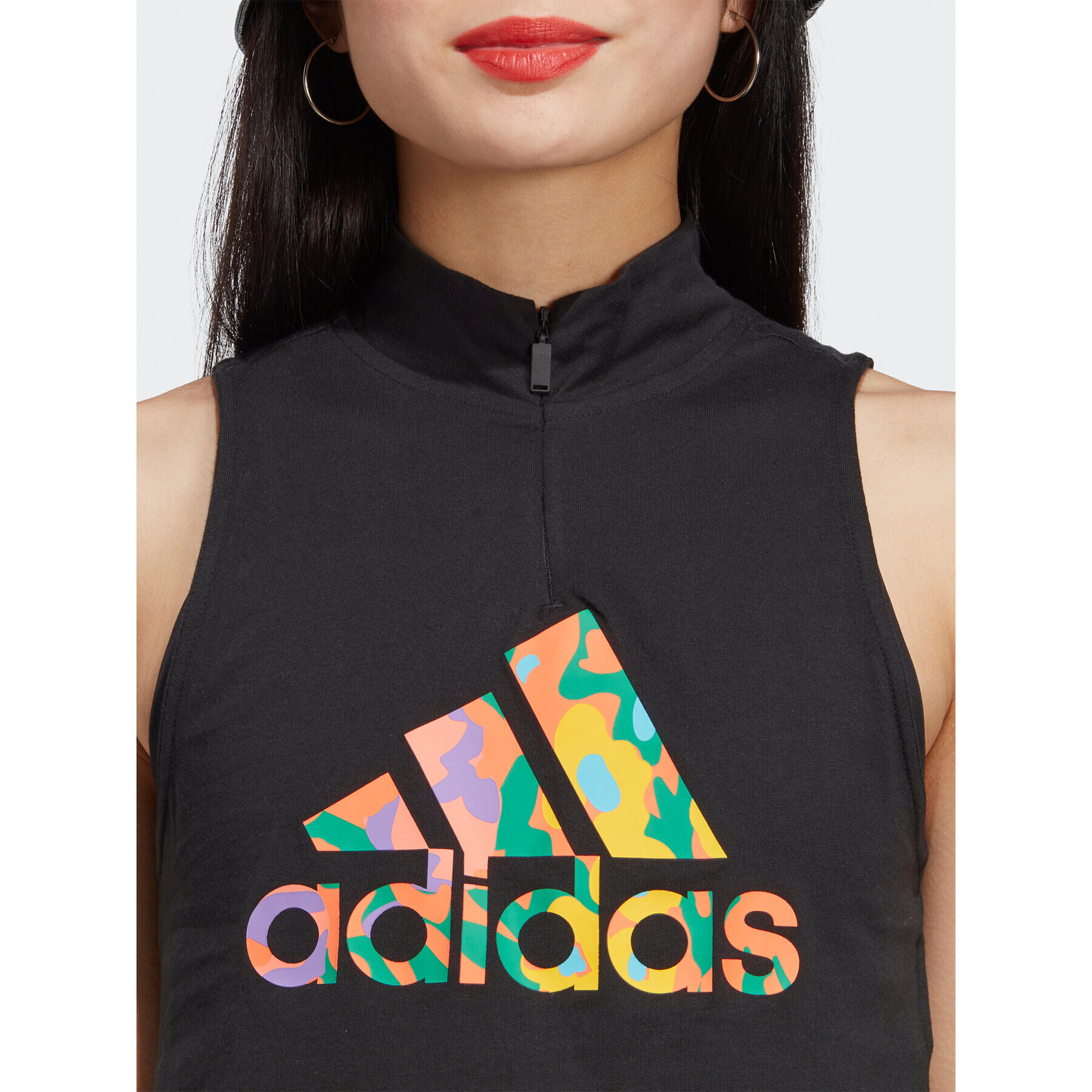 adidas Top Graphic Tank Top HT4706 Čierna Regular Fit - Pepit.sk