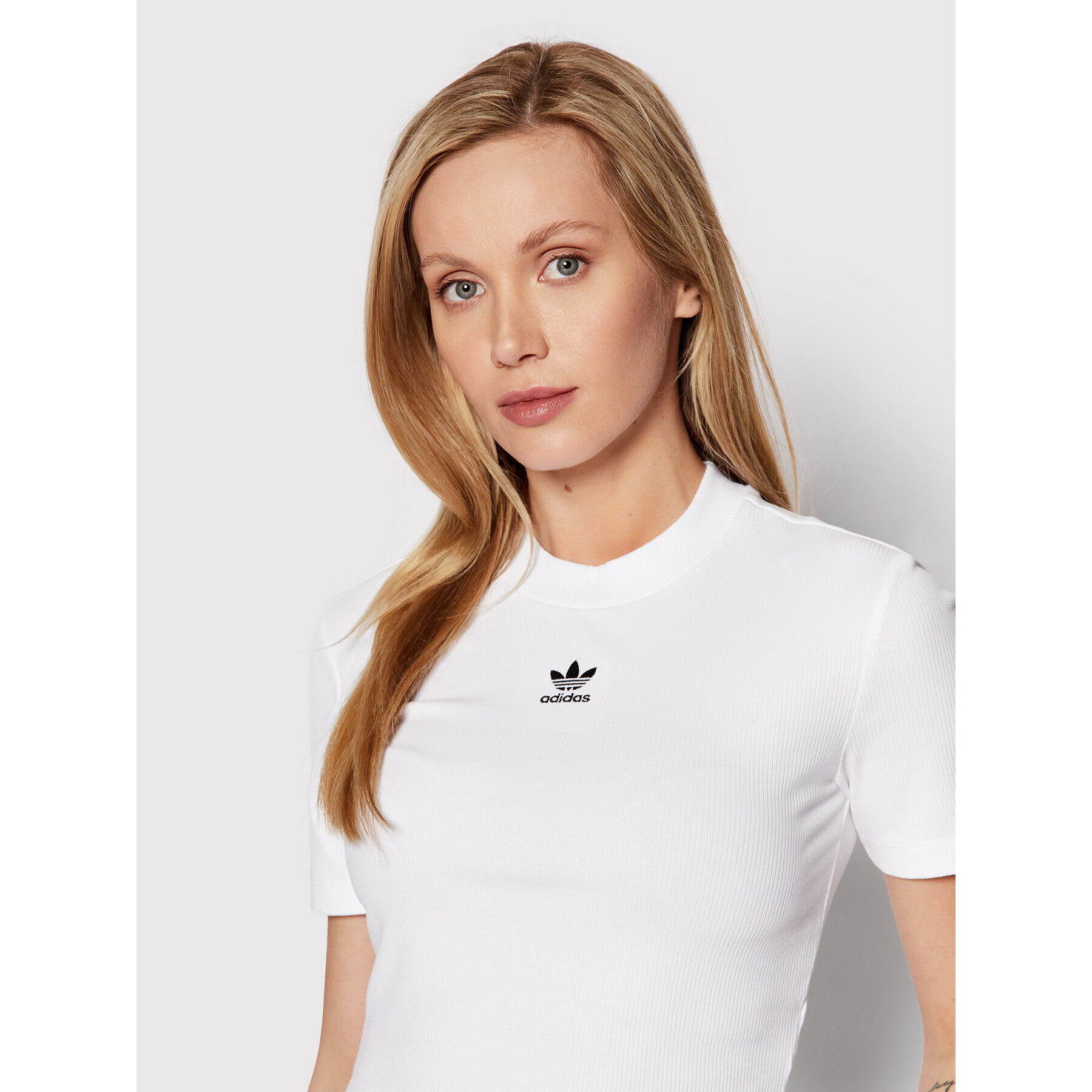 adidas Tričko adicolor Essentials Rib Cropped HF3394 Biela Regular Fit - Pepit.sk