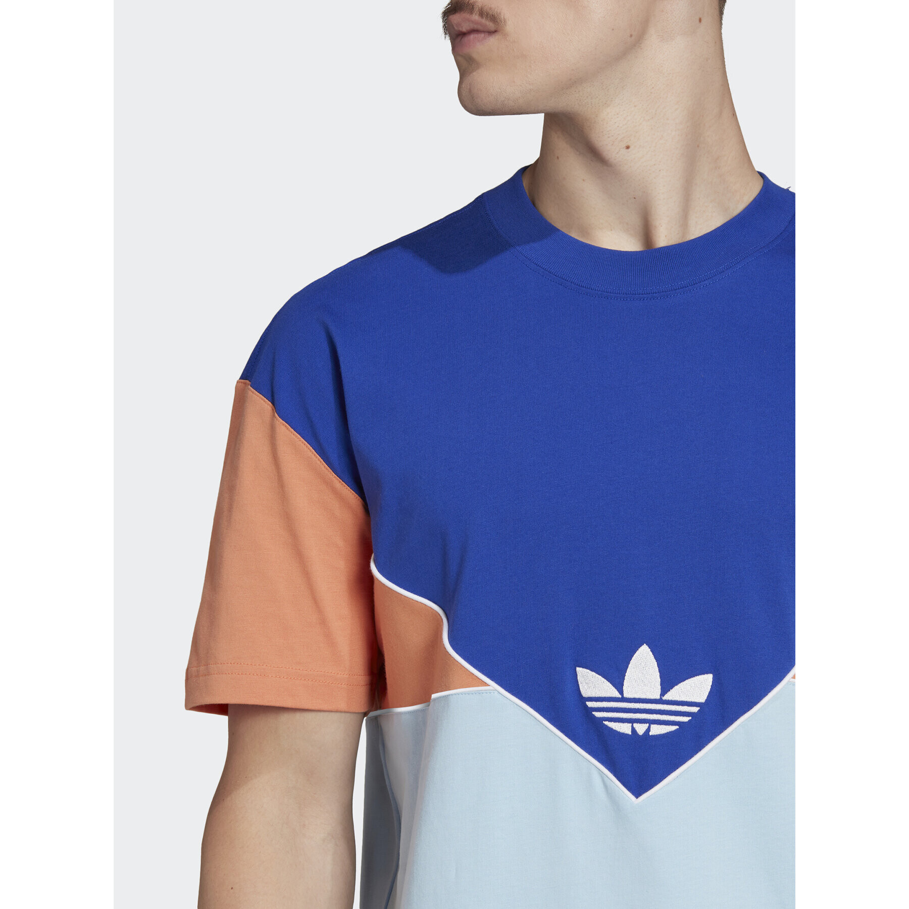 adidas Tričko Adicolor Seasonal Archive T-Shirt IB3143 Modrá Regular Fit - Pepit.sk