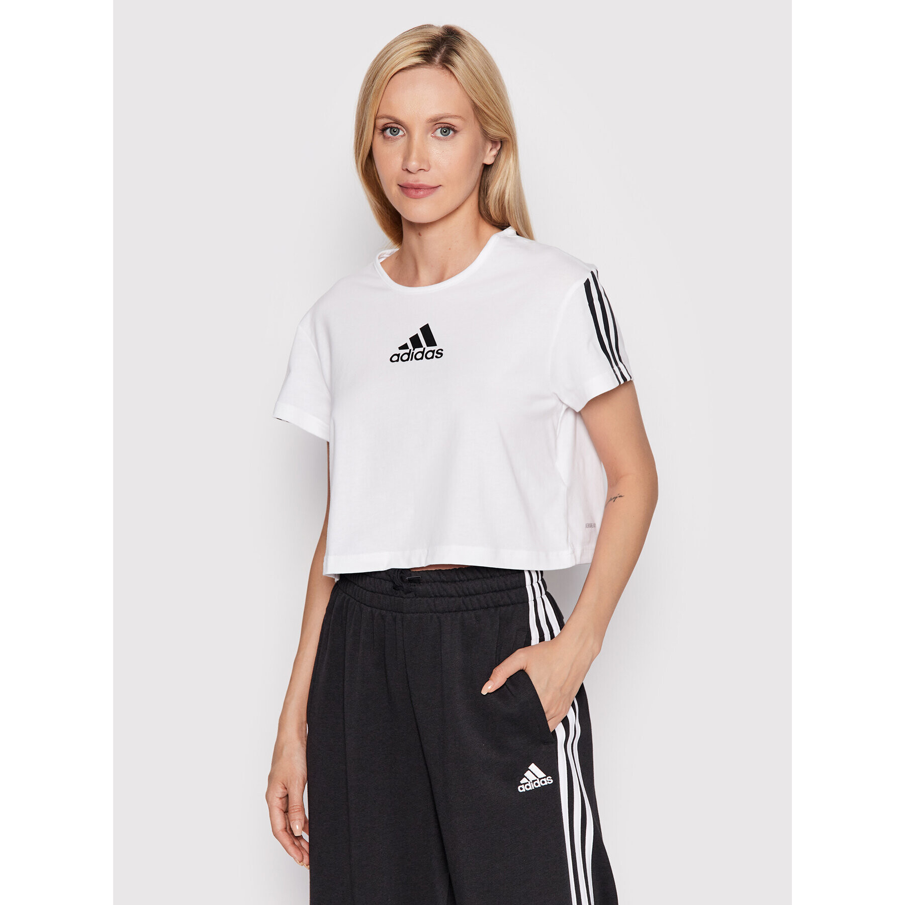 adidas Tričko Aeroredy Made For Training HD9352 Biela Loose Fit - Pepit.sk