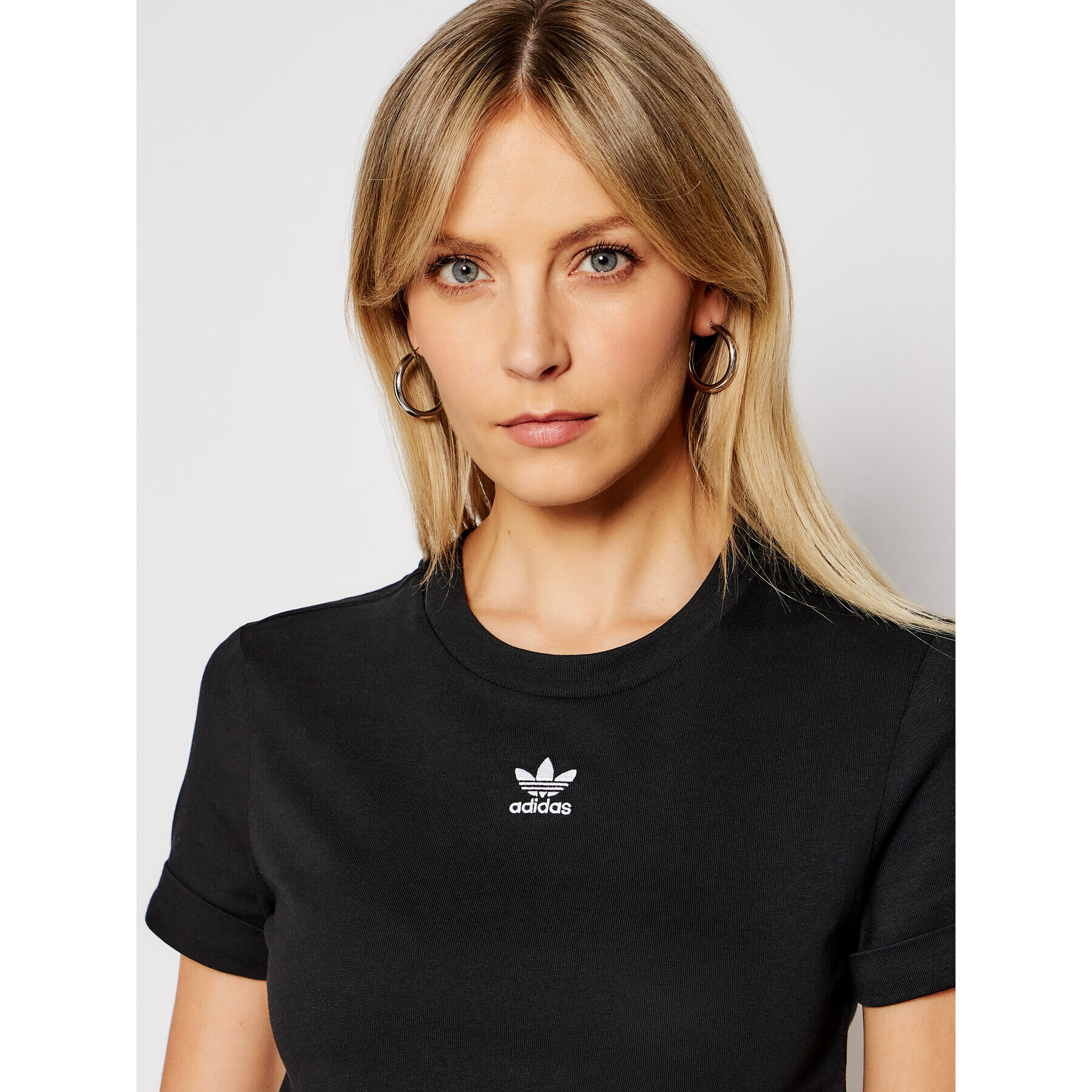 adidas Tričko Crop Top GN2802 Čierna Regular Fit - Pepit.sk