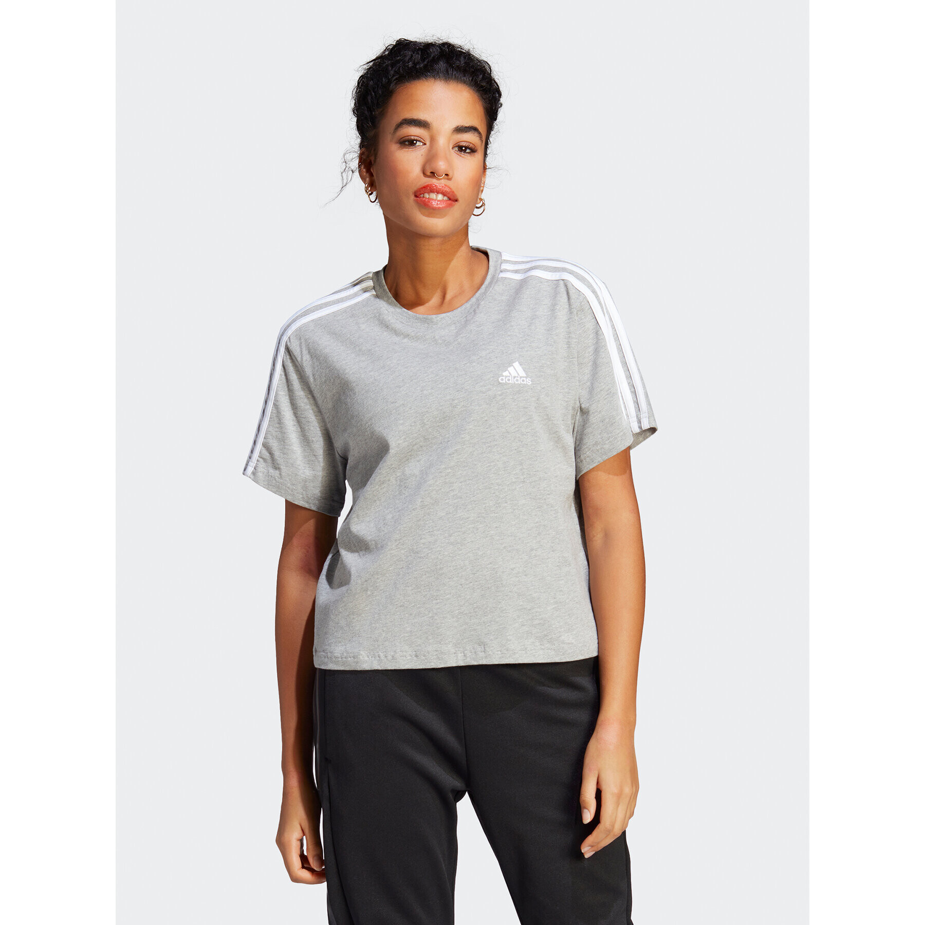 adidas Tričko Essentials 3-Stripes Single Jersey Crop Top HR4916 Sivá Loose Fit - Pepit.sk