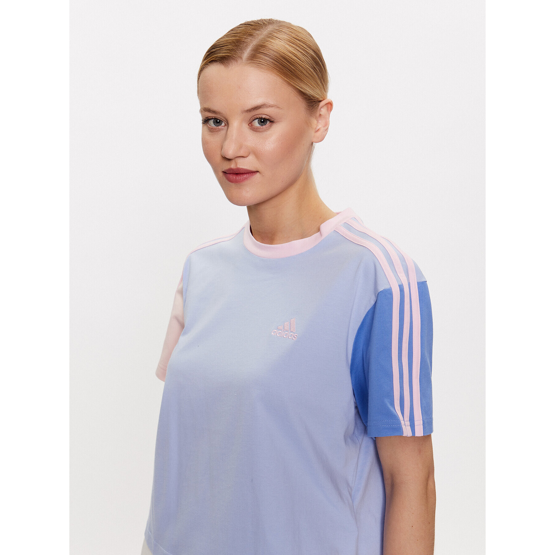 adidas Tričko Essentials 3-Stripes Single Jersey Crop Top IC1472 Modrá Loose Fit - Pepit.sk