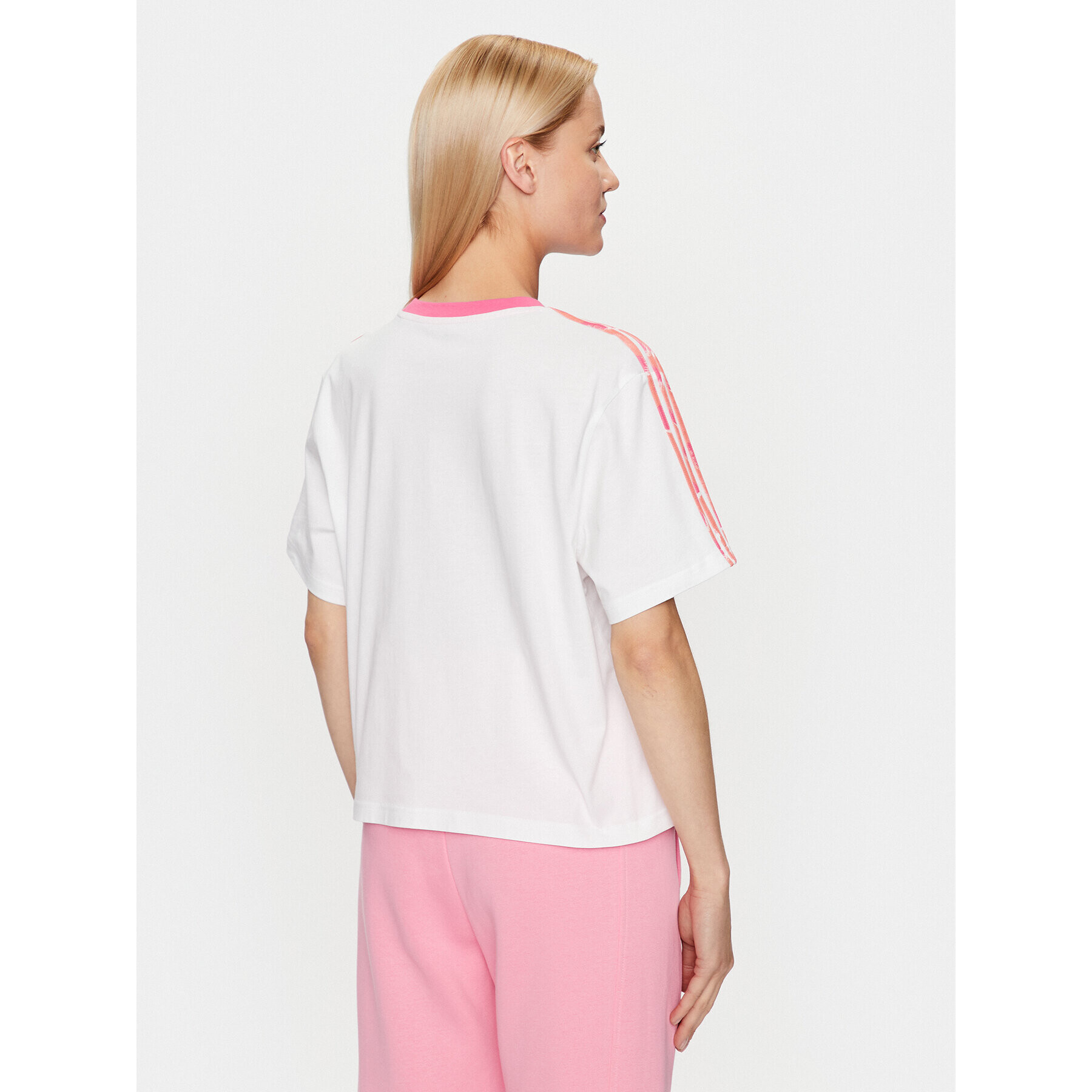 adidas Tričko Essentials 3-Stripes Single Jersey Crop Top IC9882 Biela Loose Fit - Pepit.sk