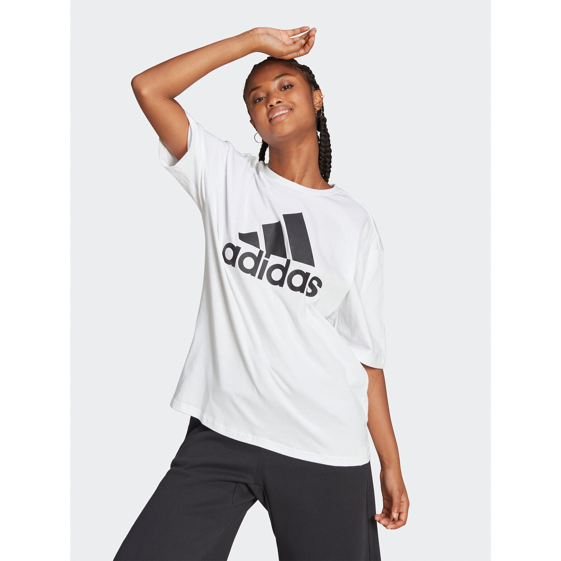 adidas Tričko Essentials Big Logo Boyfriend T-Shirt HR4930 Biela Loose Fit - Pepit.sk