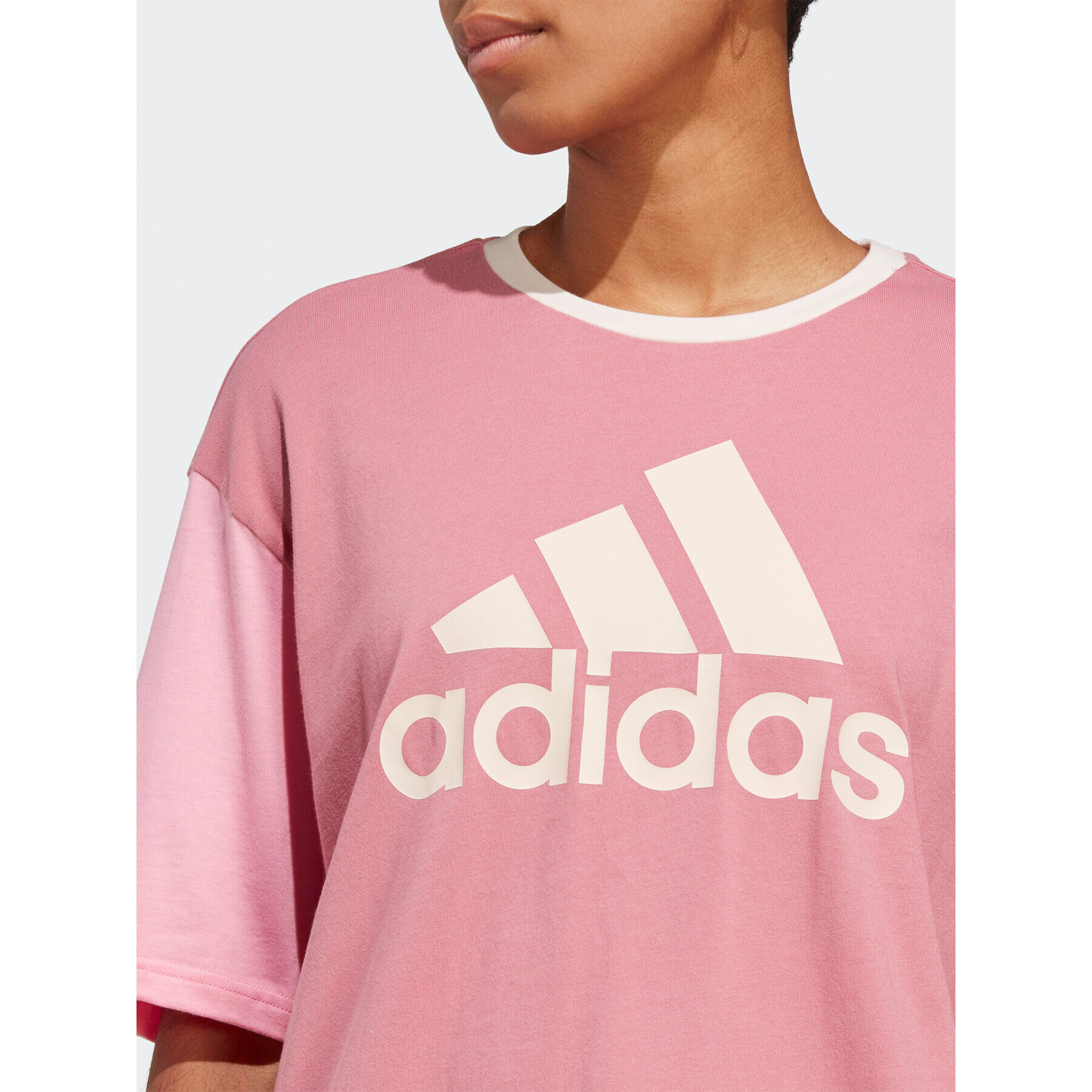 adidas Tričko Essentials Big Logo Boyfriend T-Shirt IC9857 Ružová Loose Fit - Pepit.sk