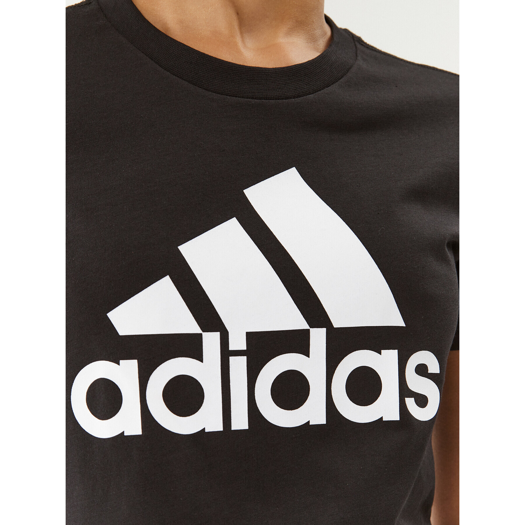 adidas Tričko Essentials Logo GL0722 Čierna Regular Fit - Pepit.sk