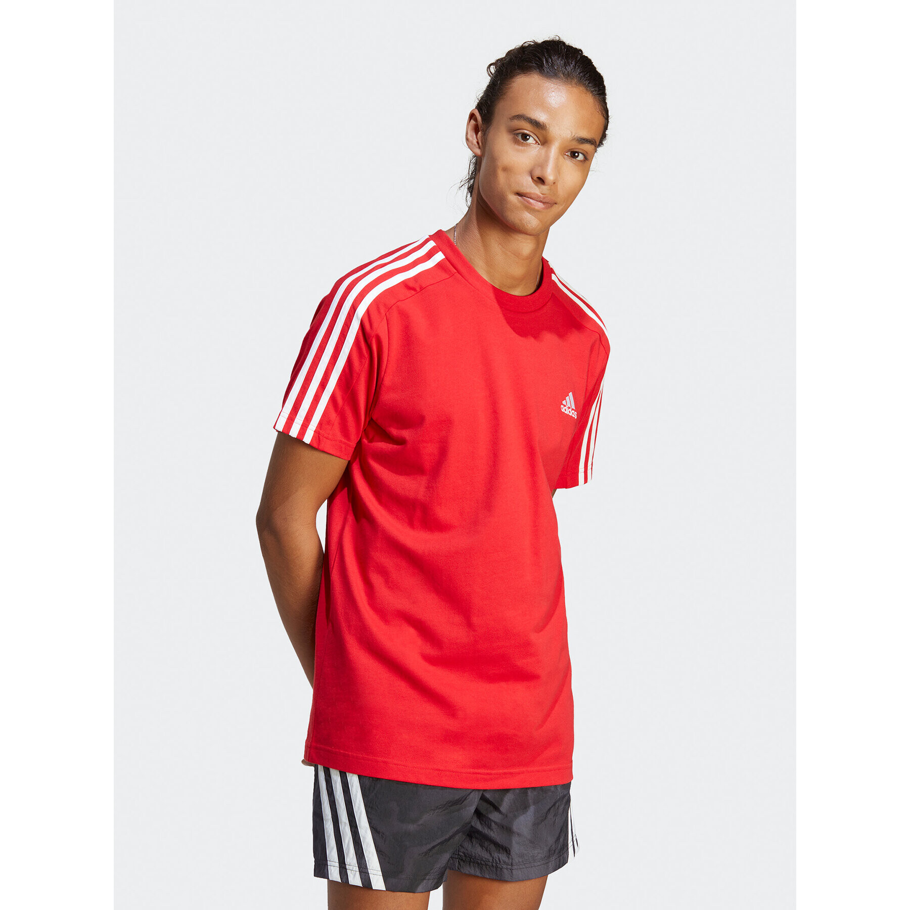 adidas Tričko Essentials Single Jersey 3-Stripes T-Shirt IC9339 Červená Regular Fit - Pepit.sk