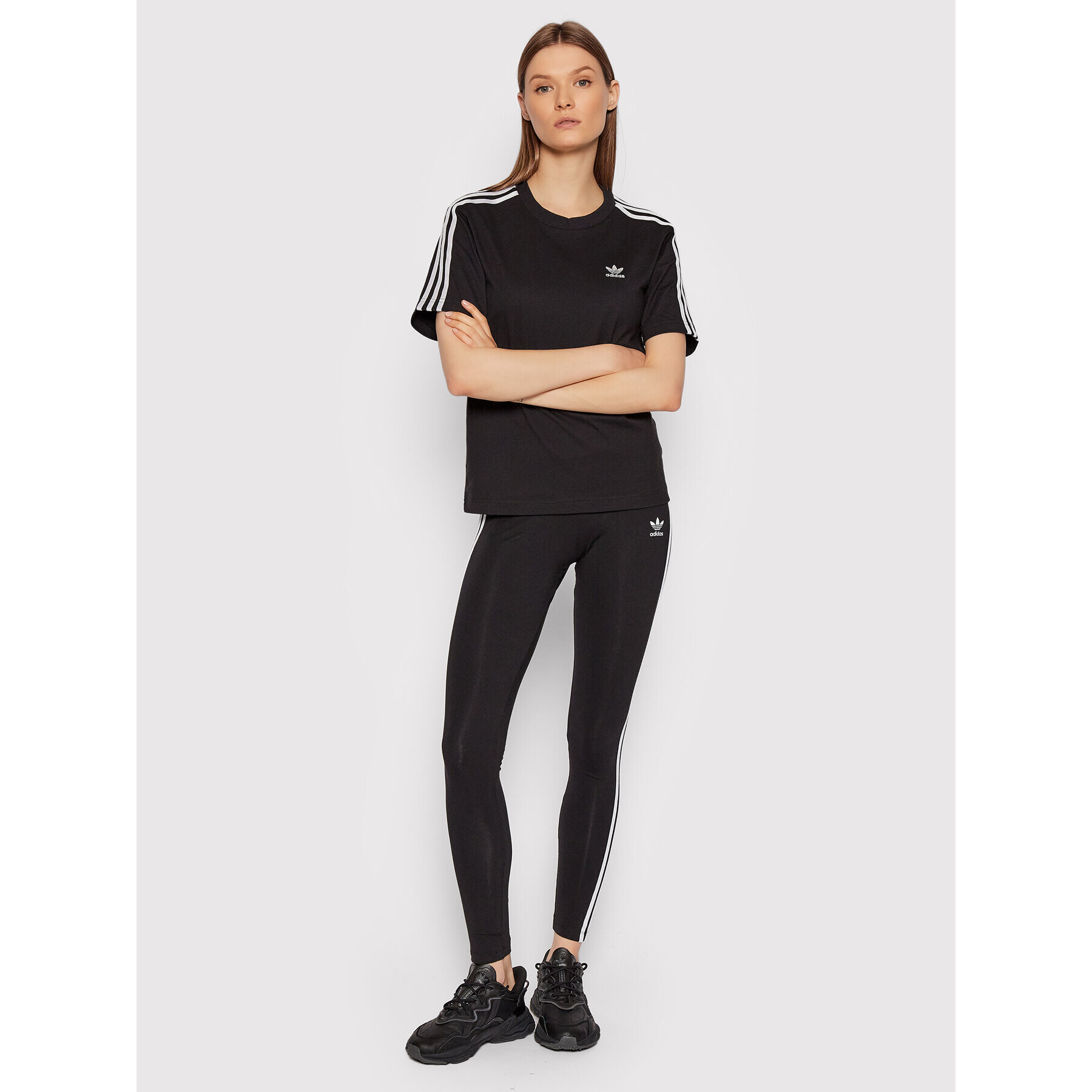 adidas Tričko HF7533 Čierna Regular Fit - Pepit.sk