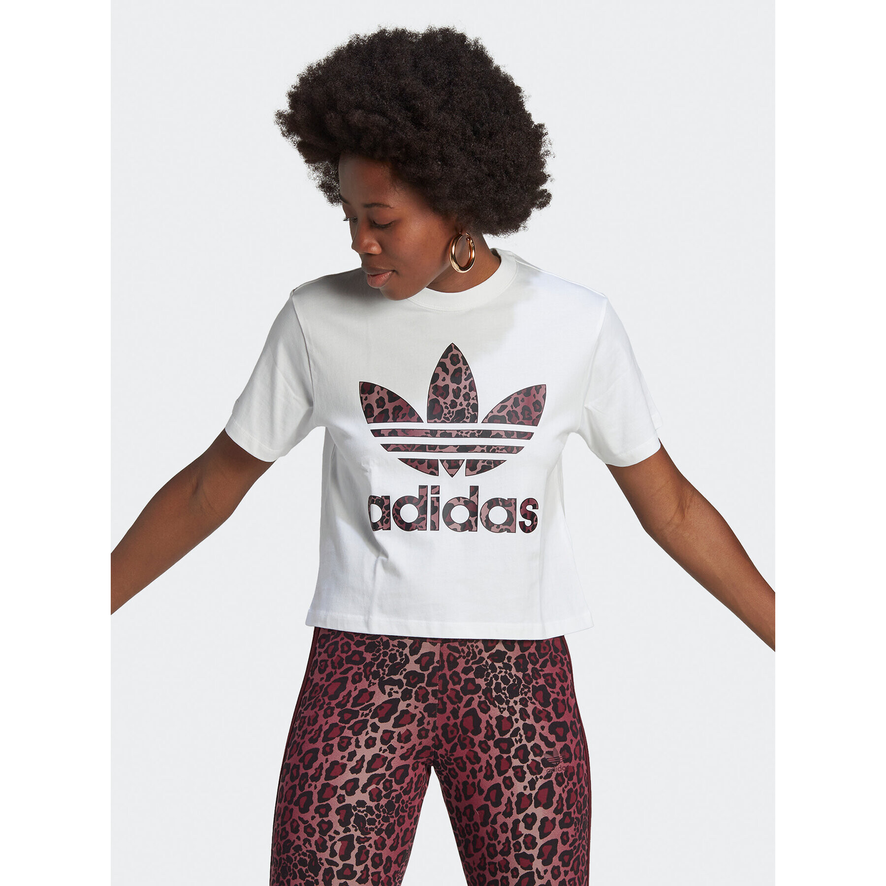 adidas Tričko Logo HK5186 Biela Regular Fit - Pepit.sk