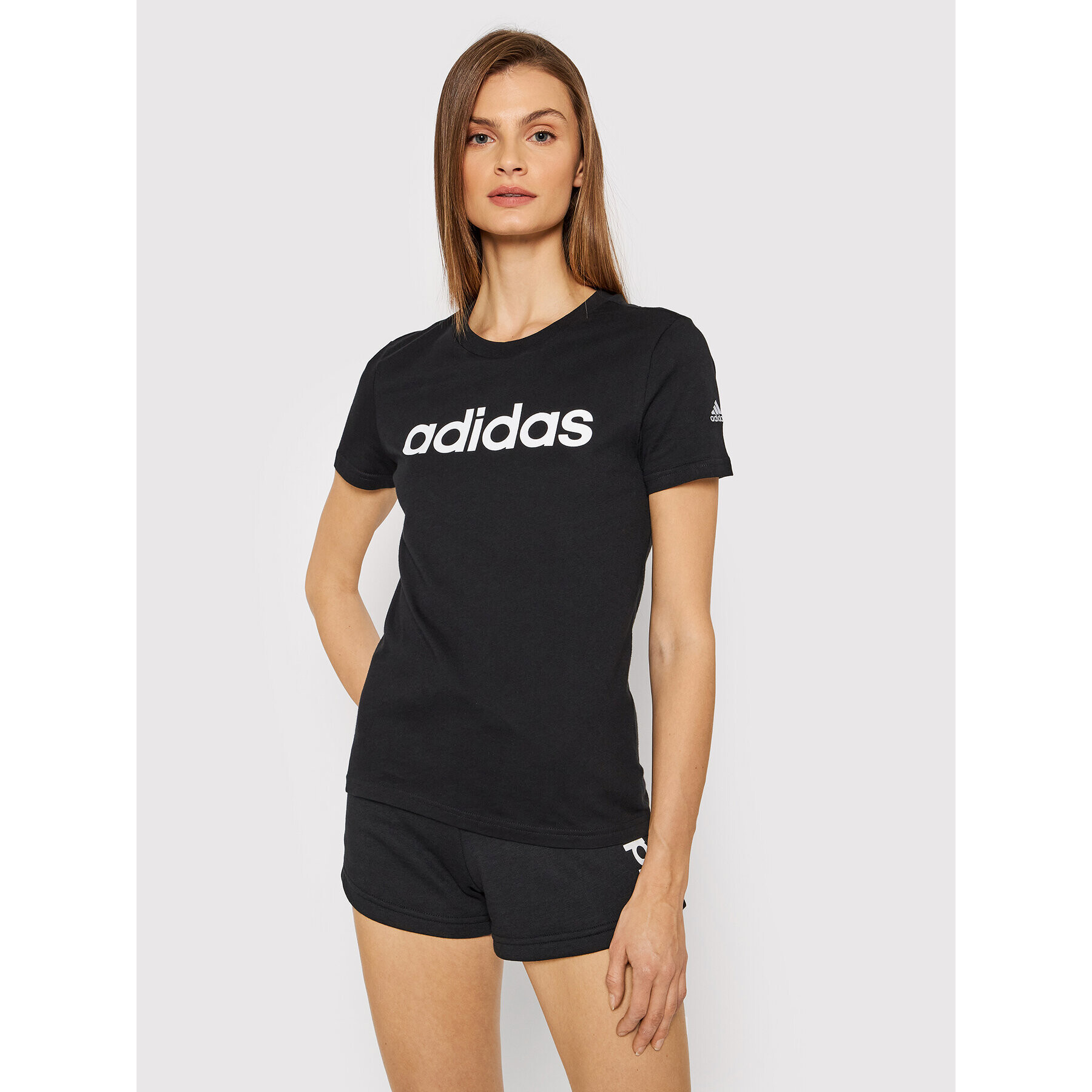 adidas Tričko Loungewear Essentials Logo GL0769 Čierna Slim Fit - Pepit.sk