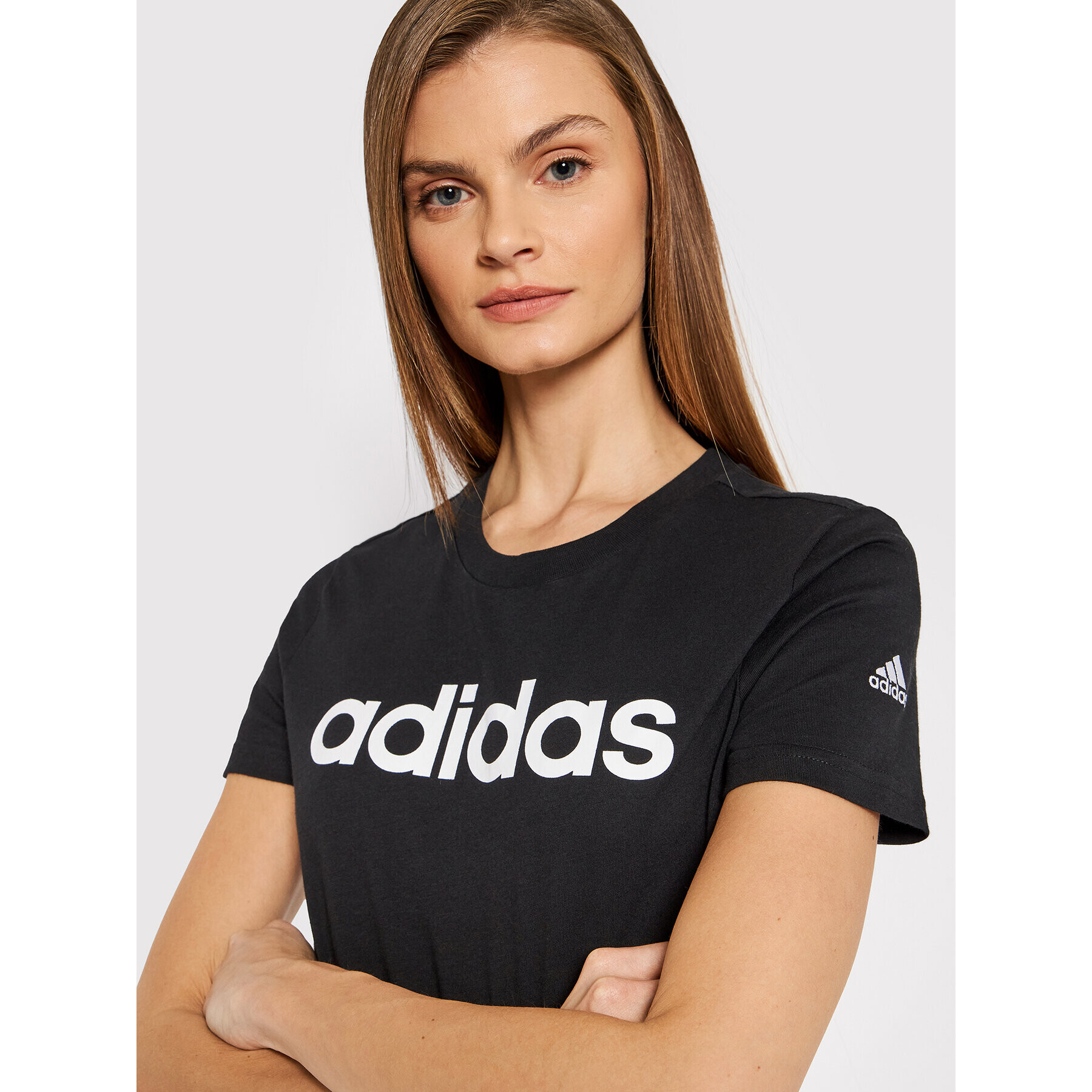 adidas Tričko Loungewear Essentials Logo GL0769 Čierna Slim Fit - Pepit.sk