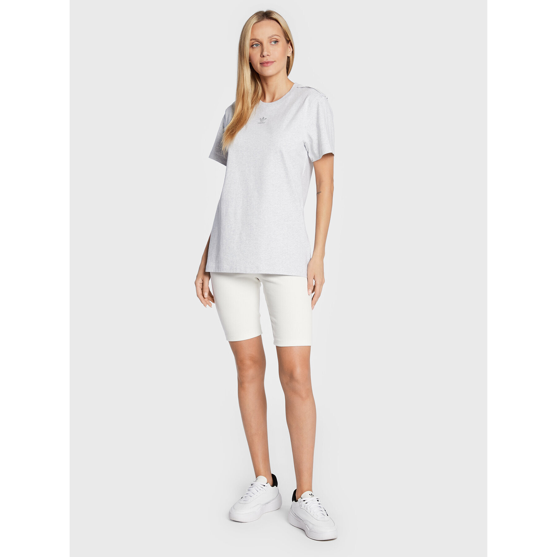 adidas Tričko Loungewear HL9133 Sivá Loose Fit - Pepit.sk