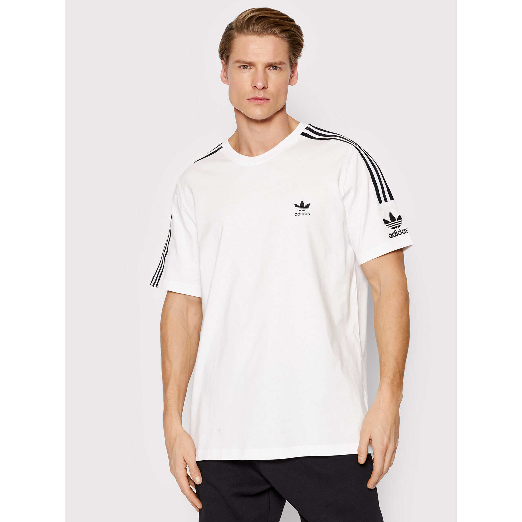 adidas Tričko Tech FT8752 Biela Regular Fit - Pepit.sk