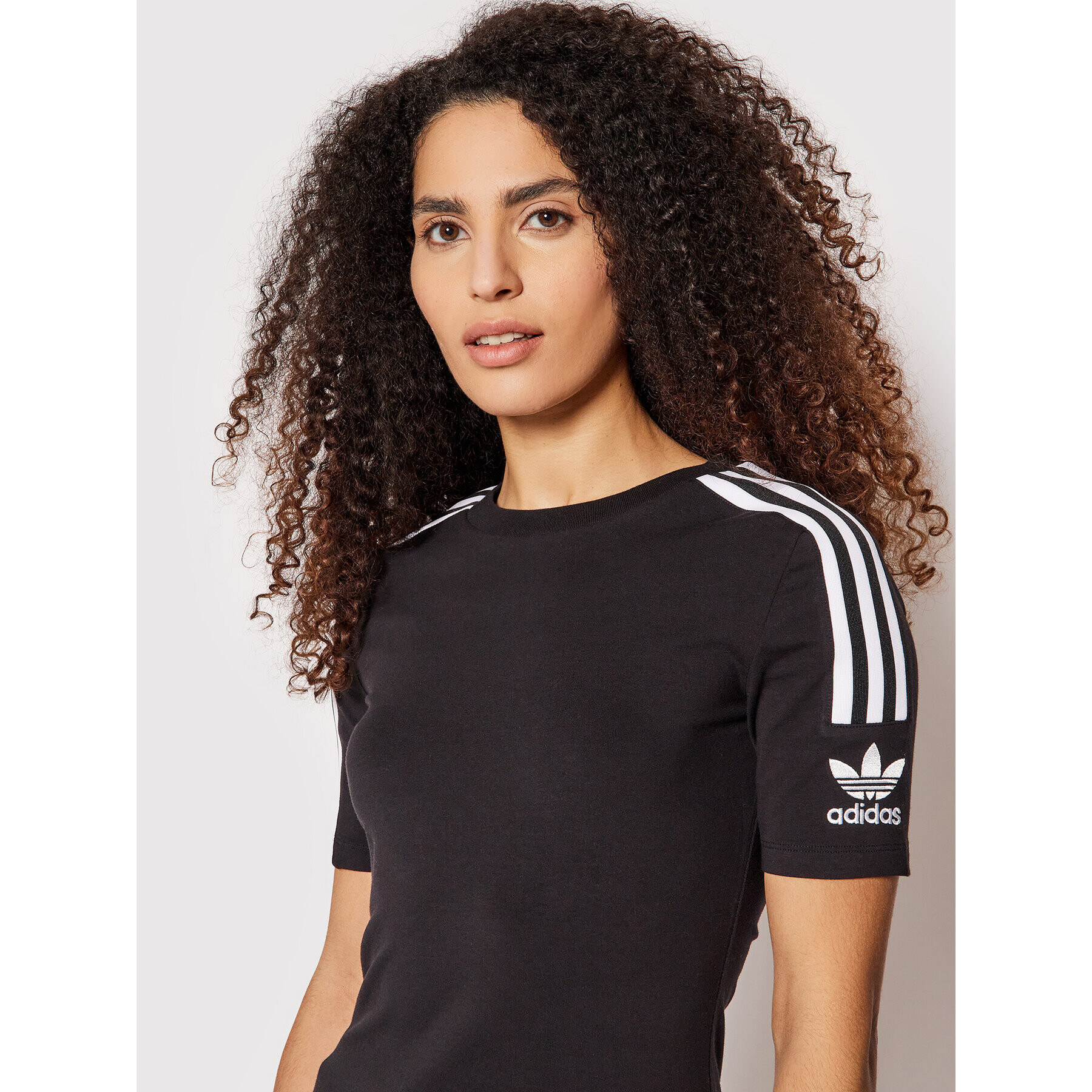 adidas Tričko Tight Tee FM2592 Čierna Slim Fit - Pepit.sk