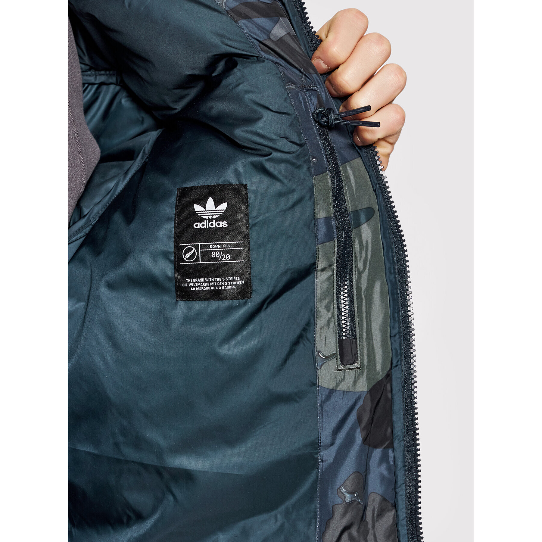 adidas Vatovaná bunda Camo H13566 Zelená Regular Fit - Pepit.sk