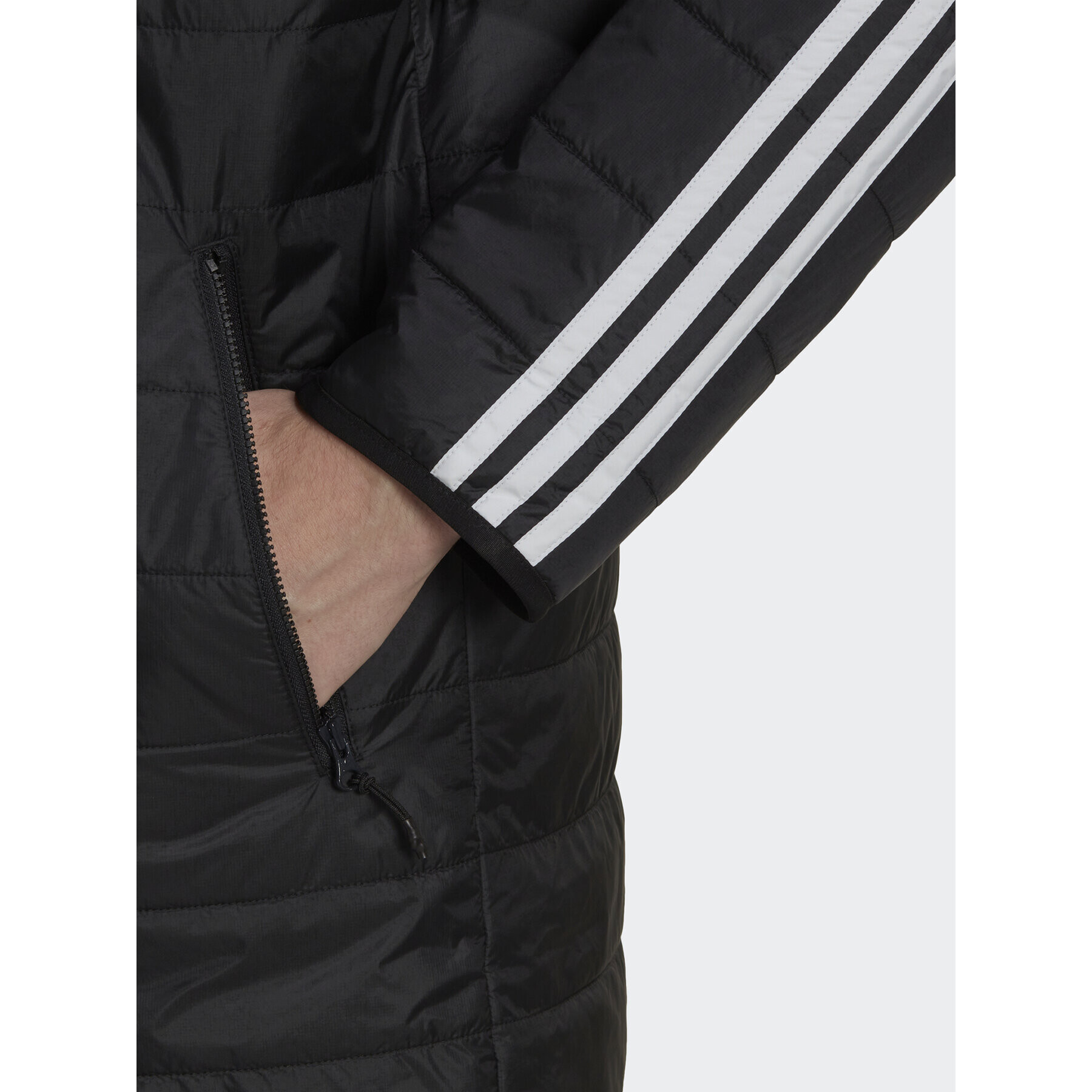 adidas Vatovaná bunda HM2461 Čierna Regular Fit - Pepit.sk