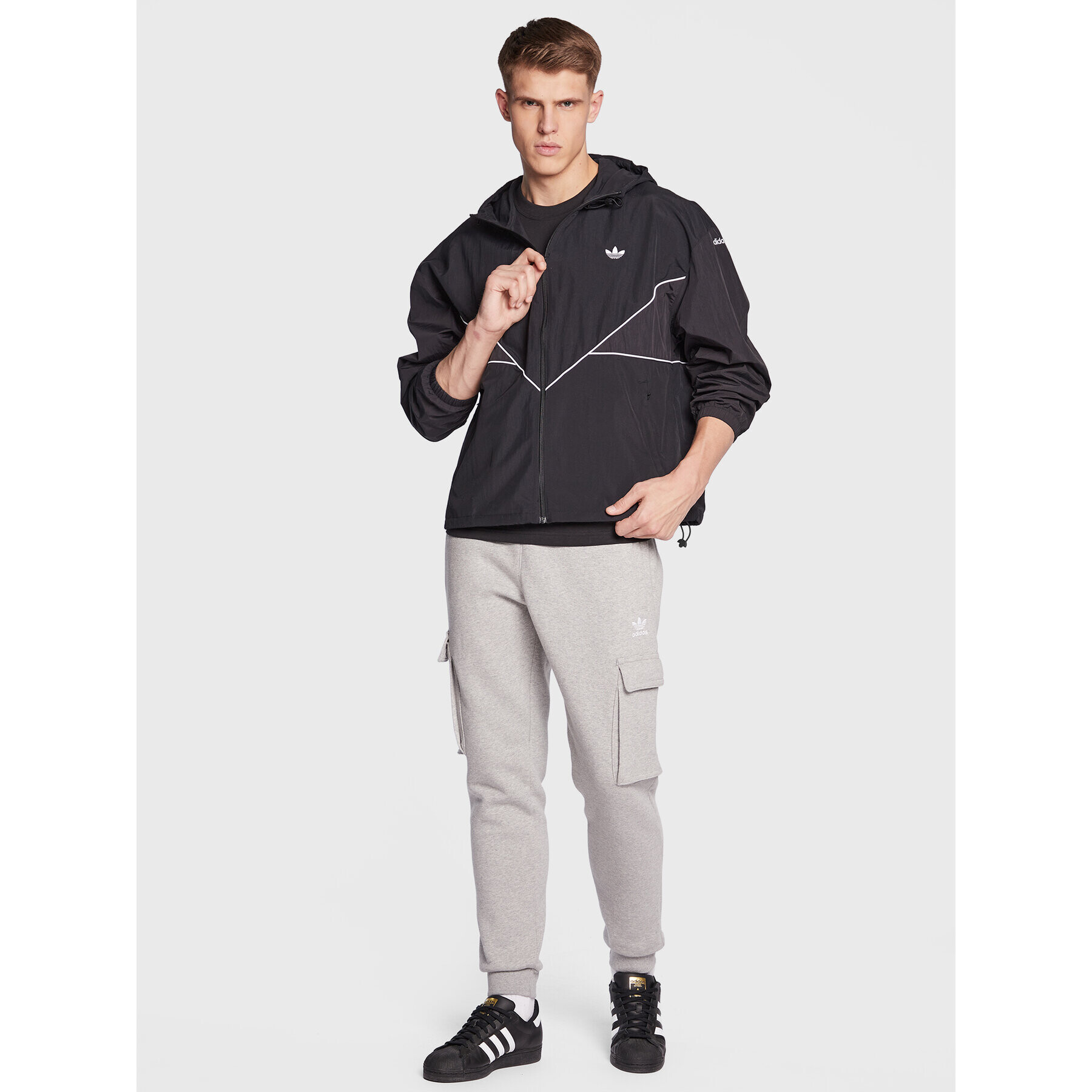 adidas Vetrovka adicolor Seasonal Archive Windbreaker HR3322 Čierna Loose Fit - Pepit.sk