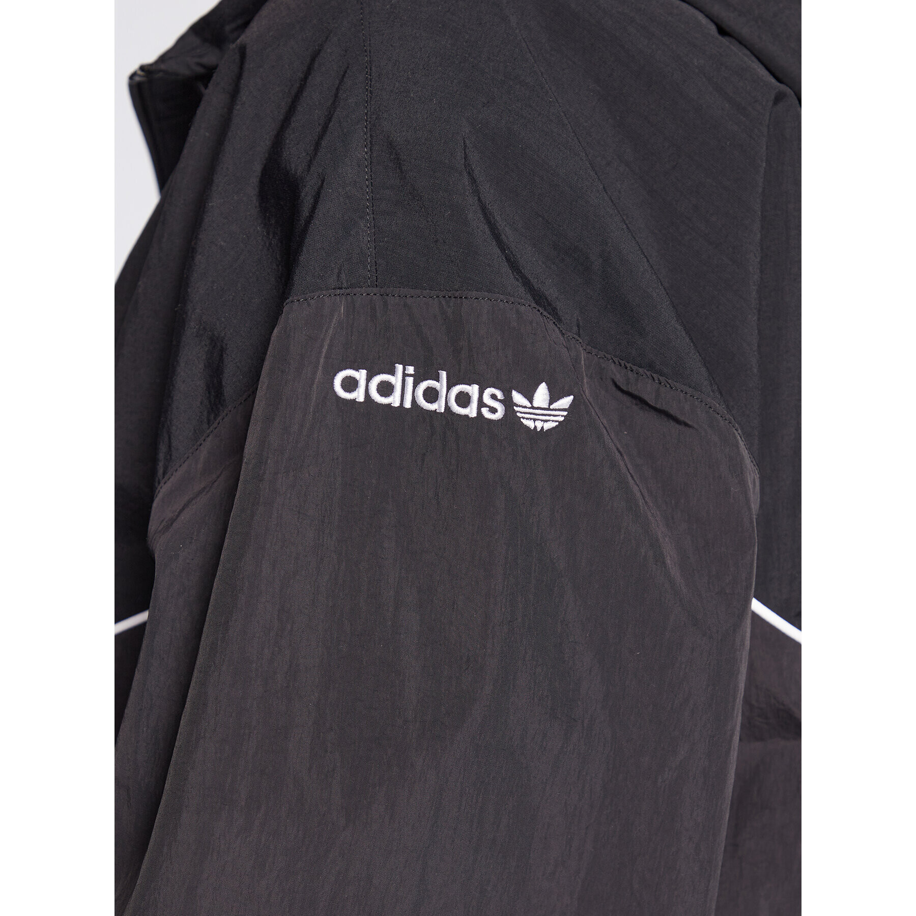 adidas Vetrovka adicolor Seasonal Archive Windbreaker HR3322 Čierna Loose Fit - Pepit.sk