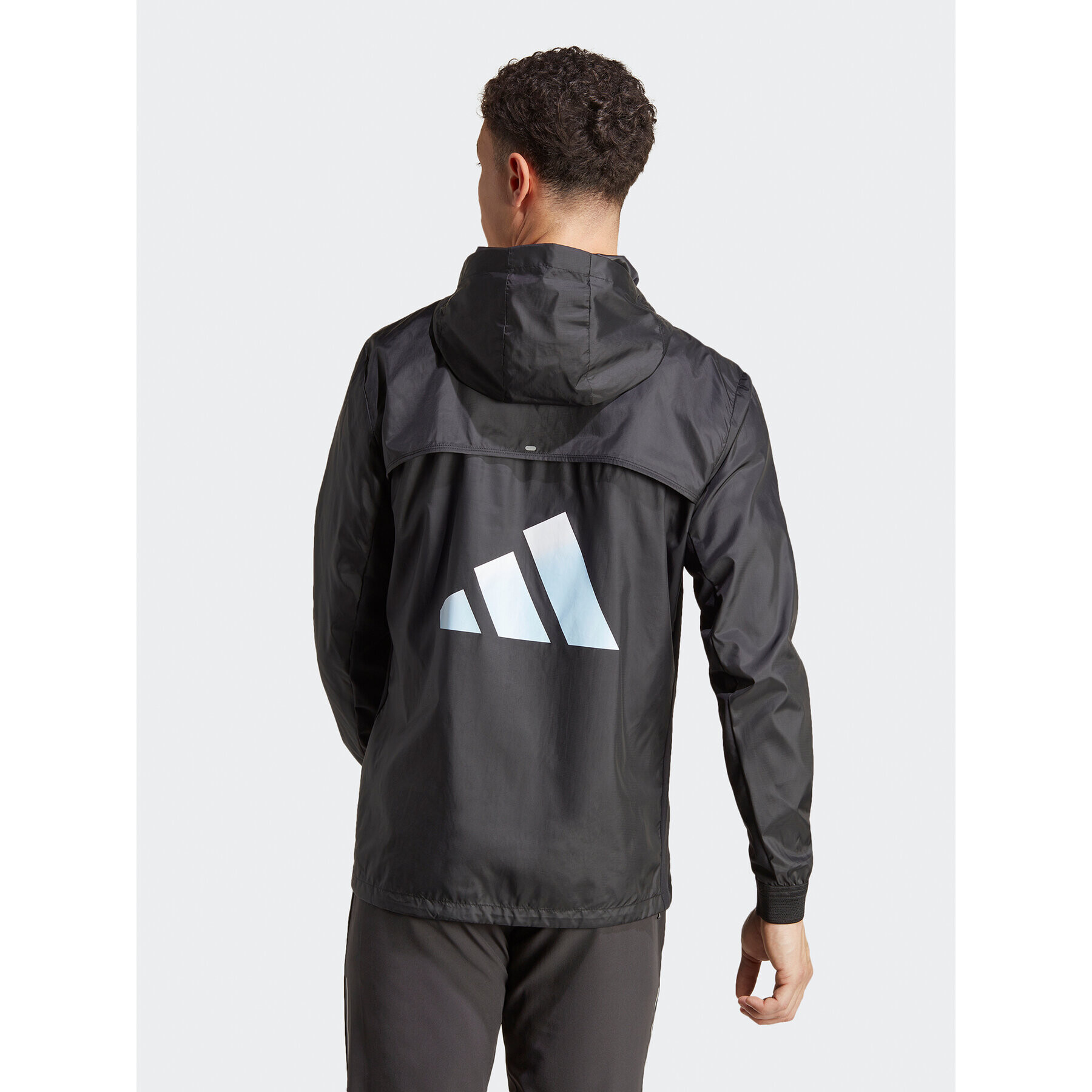 adidas Vetrovka Run Icons 3 Bar Logo HZ1366 Čierna Slim Fit - Pepit.sk