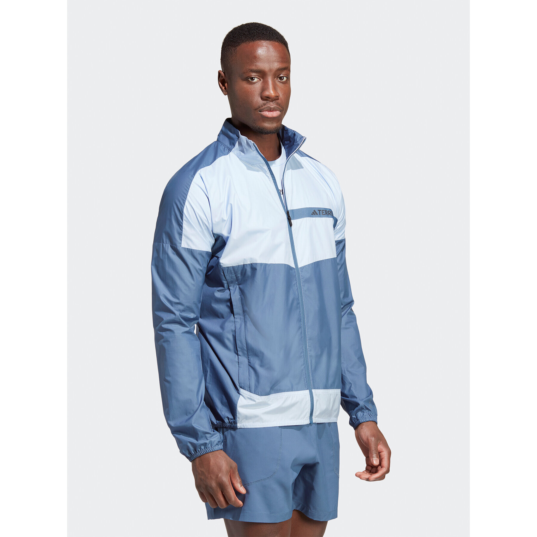 adidas Vetrovka Terrex Multi Windbreaker HM4028 Modrá Regular Fit - Pepit.sk