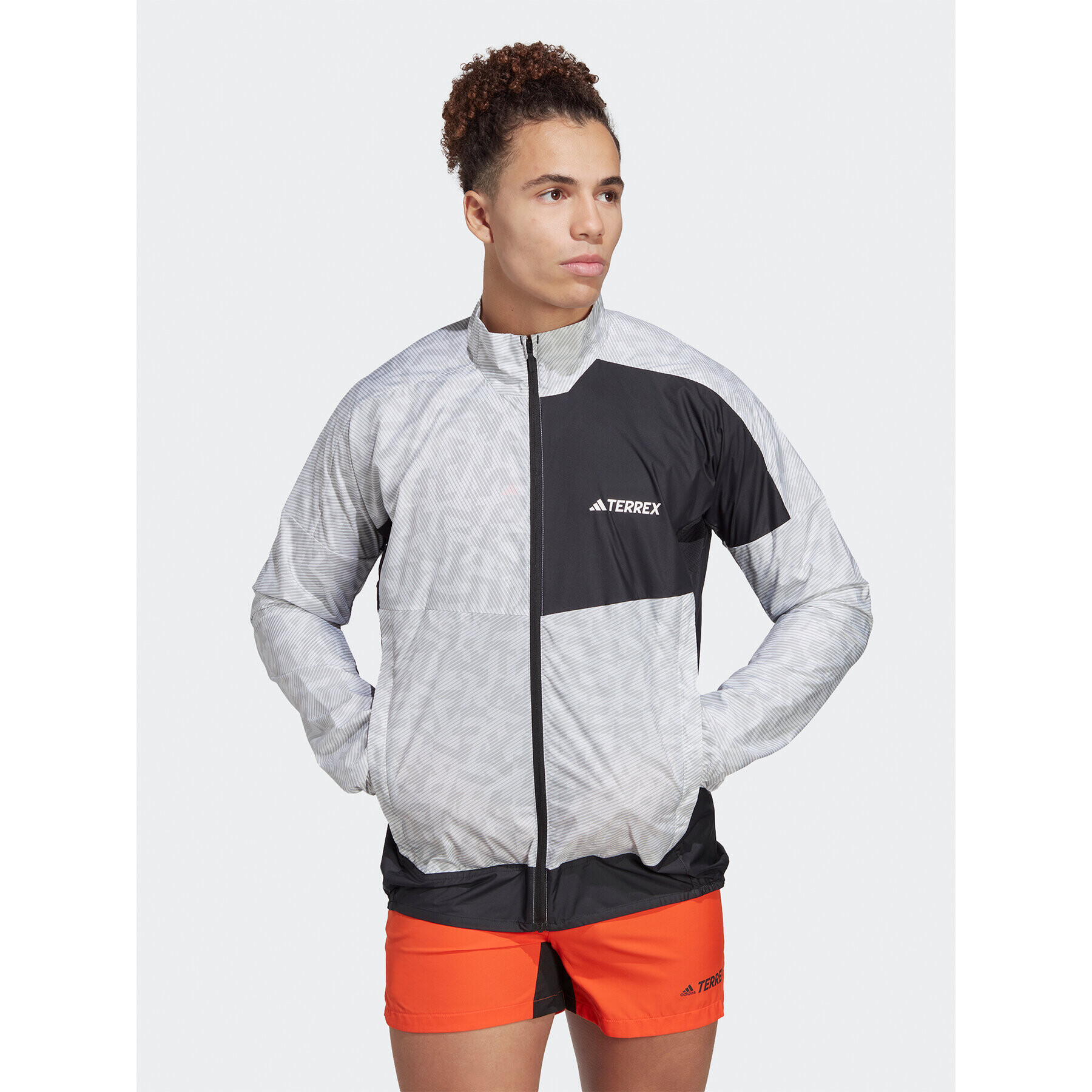 adidas Vetrovka Terrex Trail Running Windbreaker HZ1299 Sivá Regular Fit - Pepit.sk