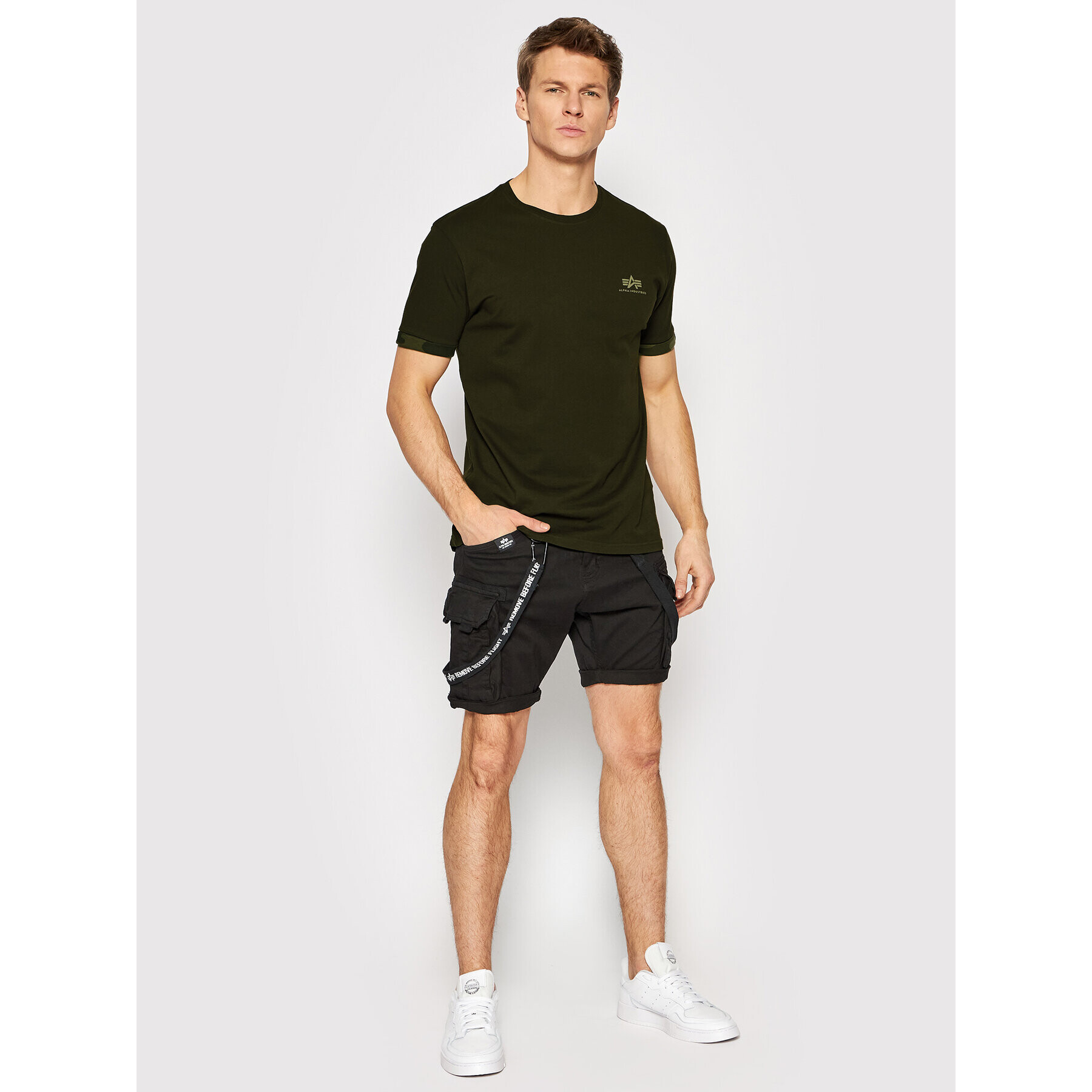 Alpha Industries Bavlnené šortky Utility 116213 Čierna Regular Fit - Pepit.sk